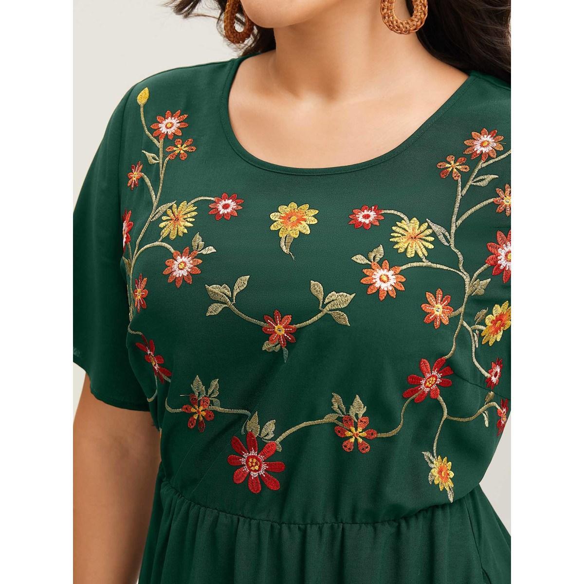 Plus Size Floral Embroidered Waist-Cinched Midi Dress Truegreen Women Round Neck Short sleeve Curvy BloomChic 28/5X Product Image