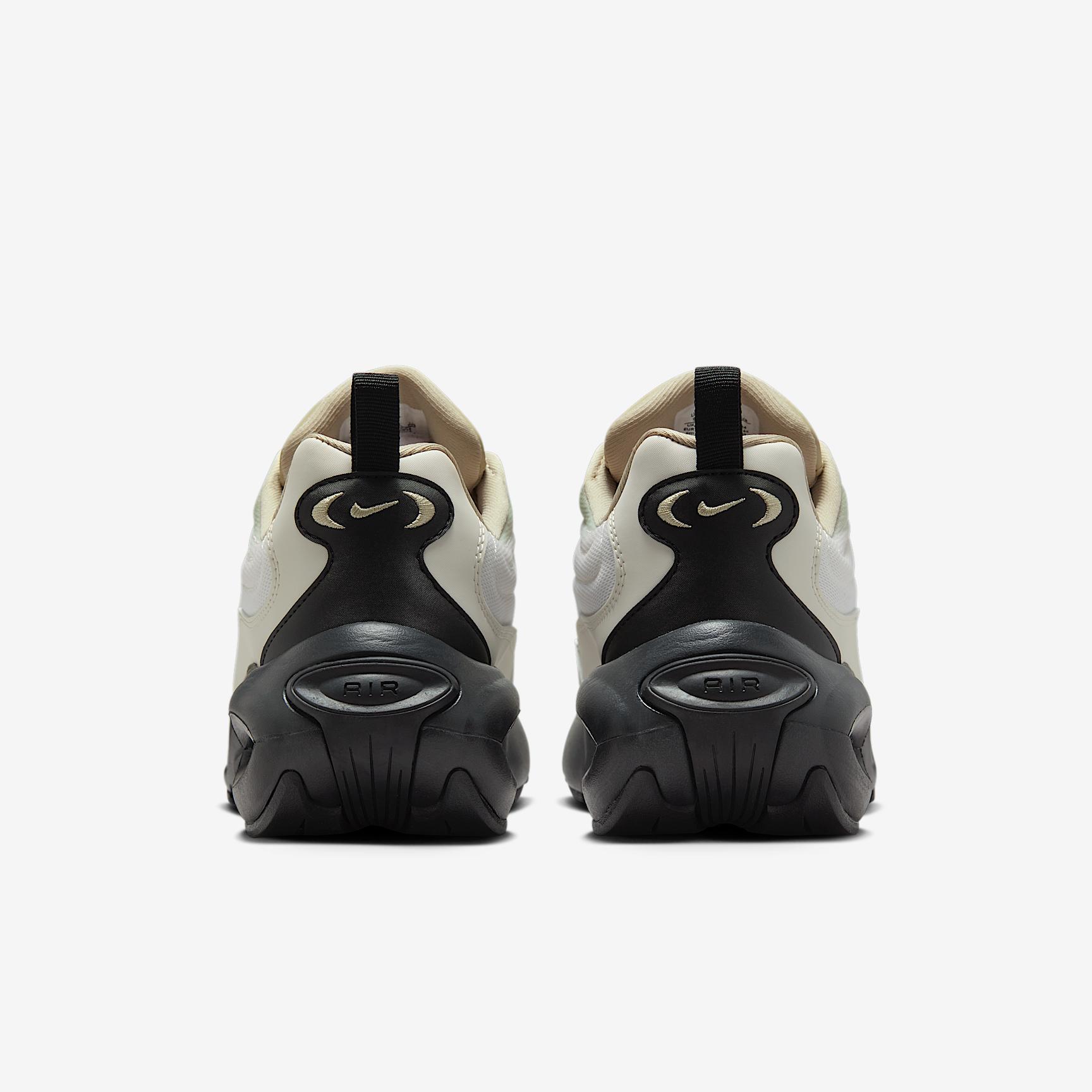 Nike Women's Air Max Portal Shoes Product Image