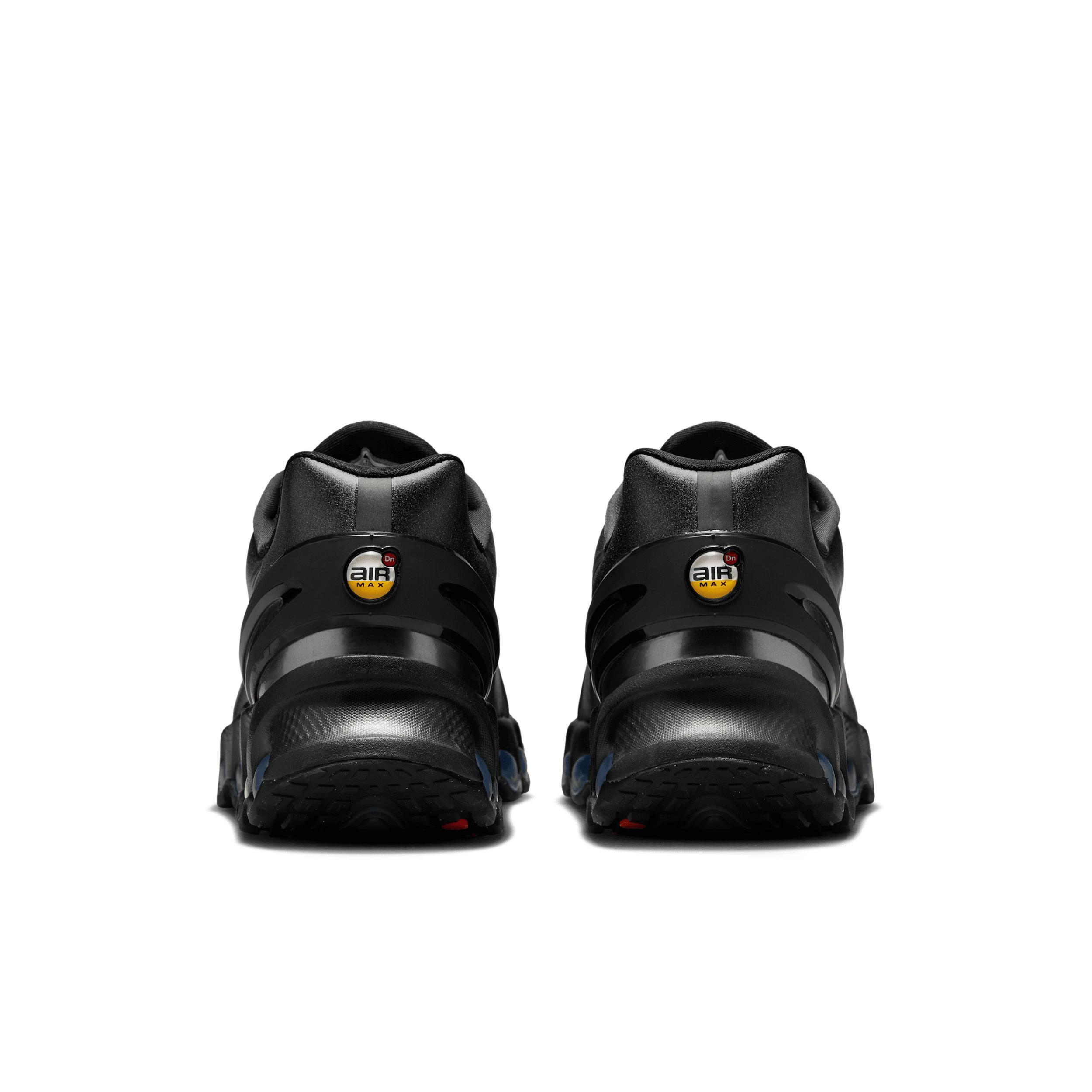 Nike Women's Air Max Dn8 Shoes Product Image