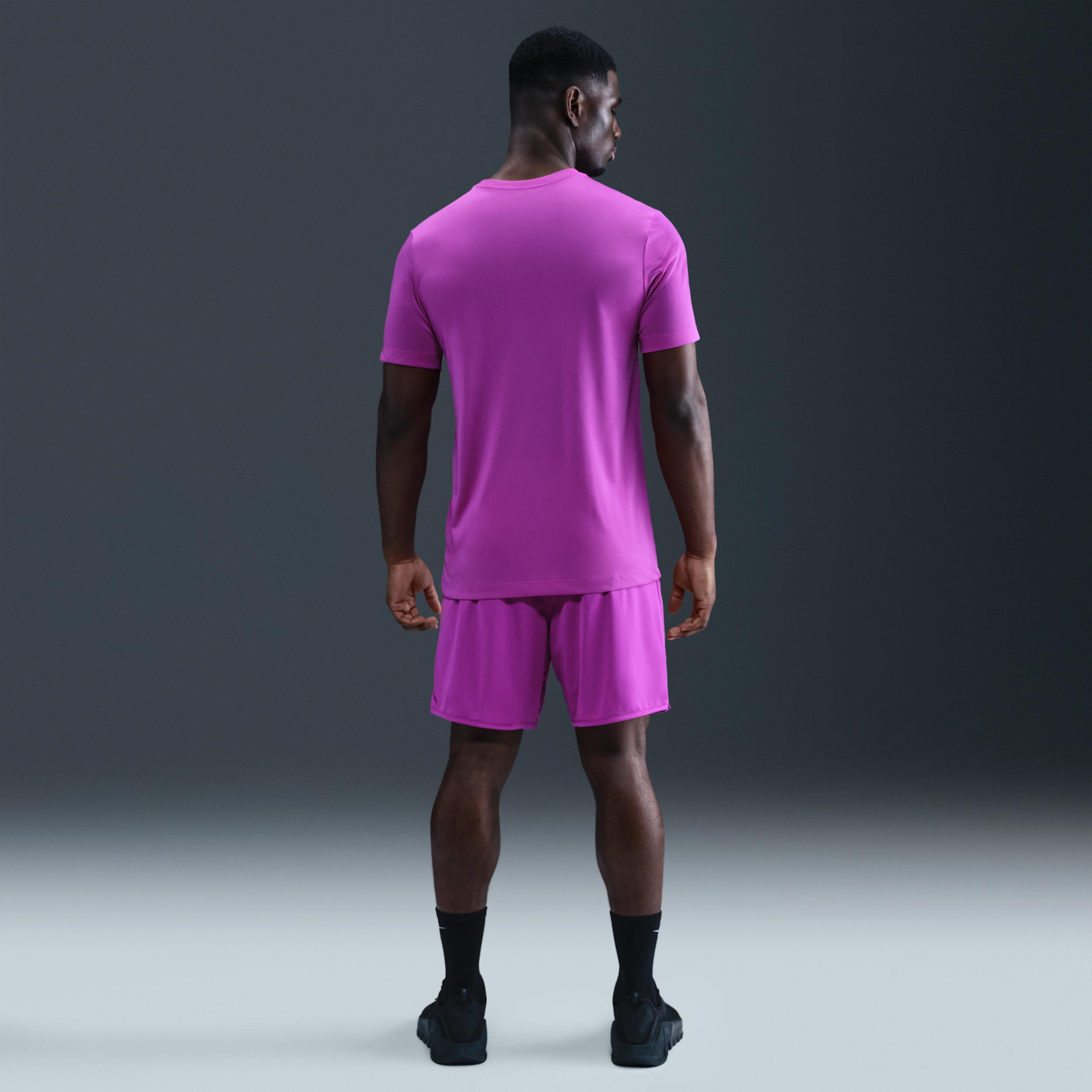 Nike Men's Dri-FIT Legend Fitness T-Shirt Product Image