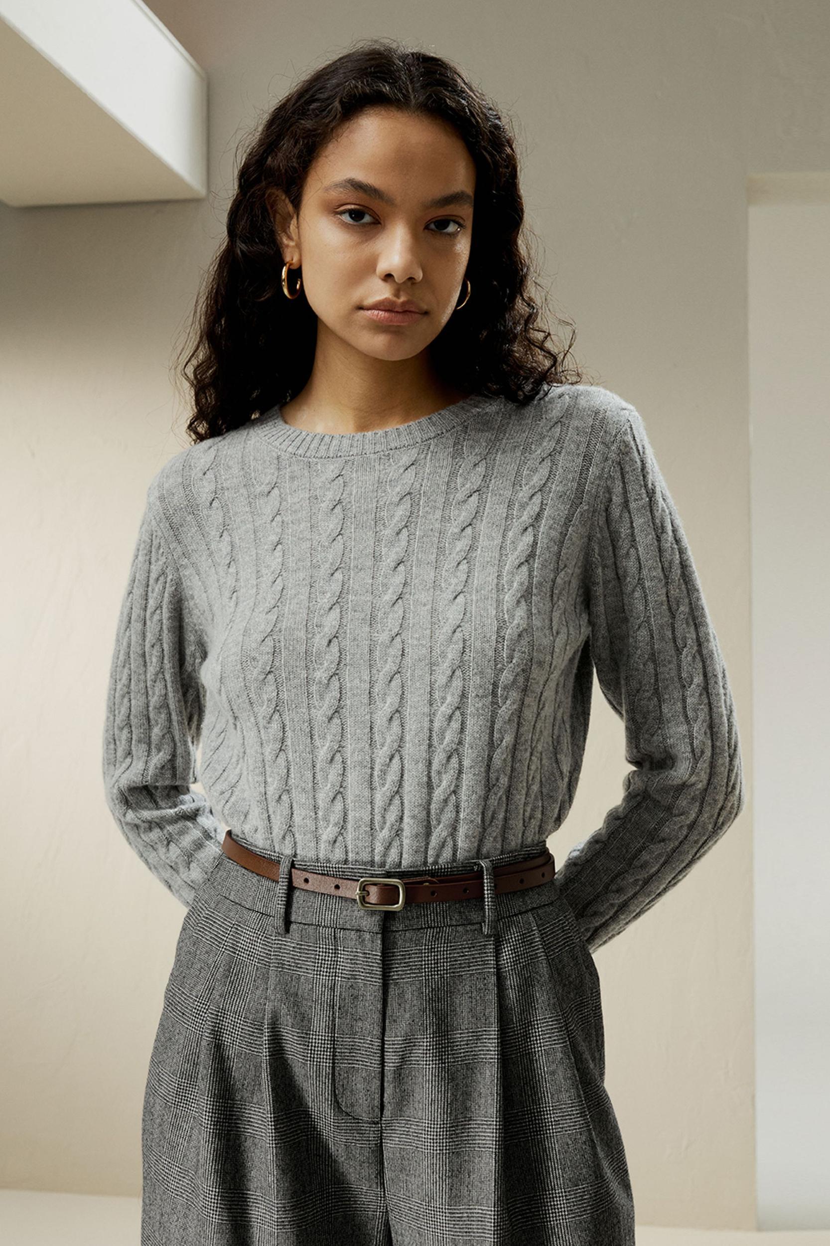 Classic Cable Knit Sweater with Ribbed Edges Product Image