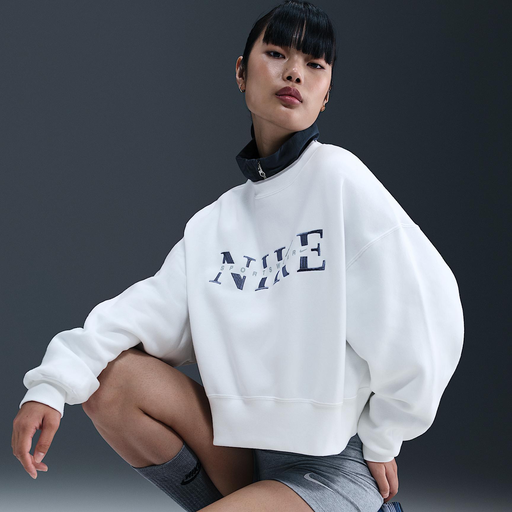 Nike Sportswear Phoenix Fleece Women's Oversized Crew-Neck Sweatshirt Product Image