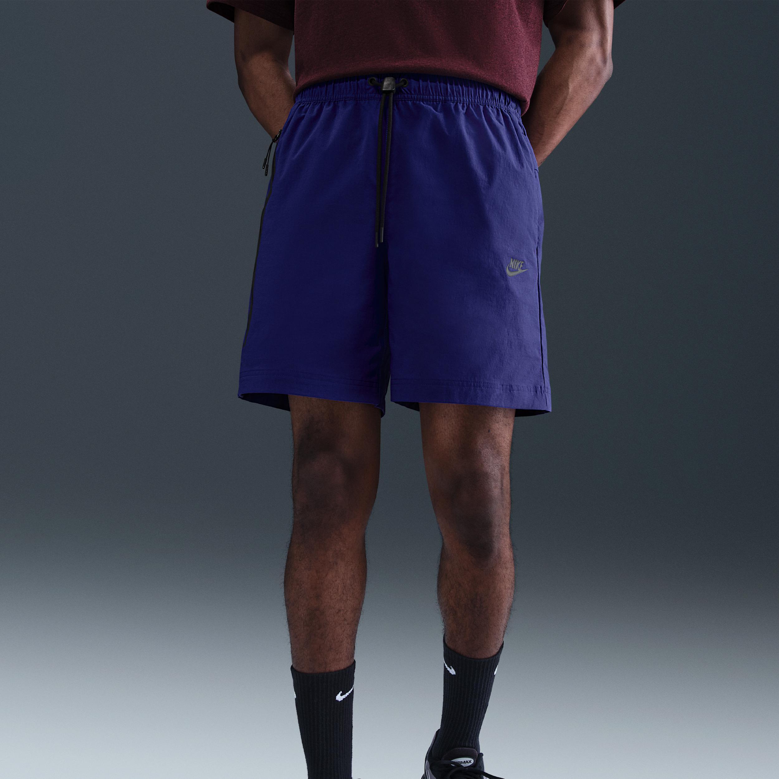 Nike Men's Tech Woven Shorts Product Image