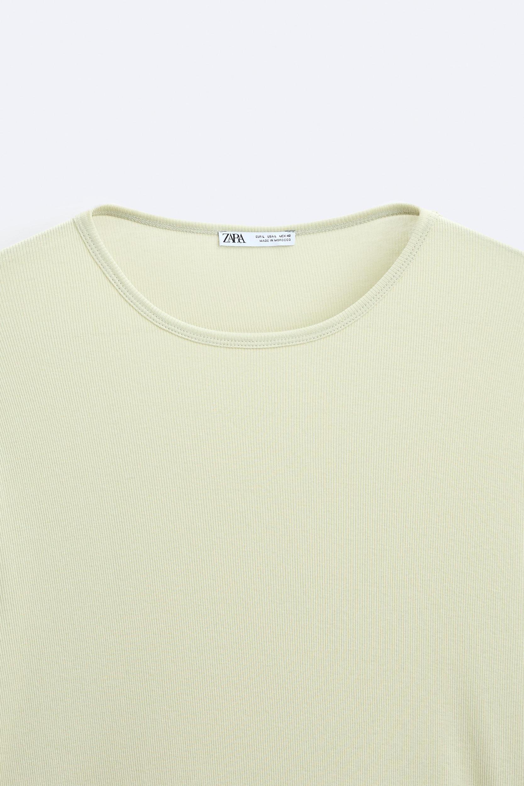 RIBBED T-SHIRT Product Image