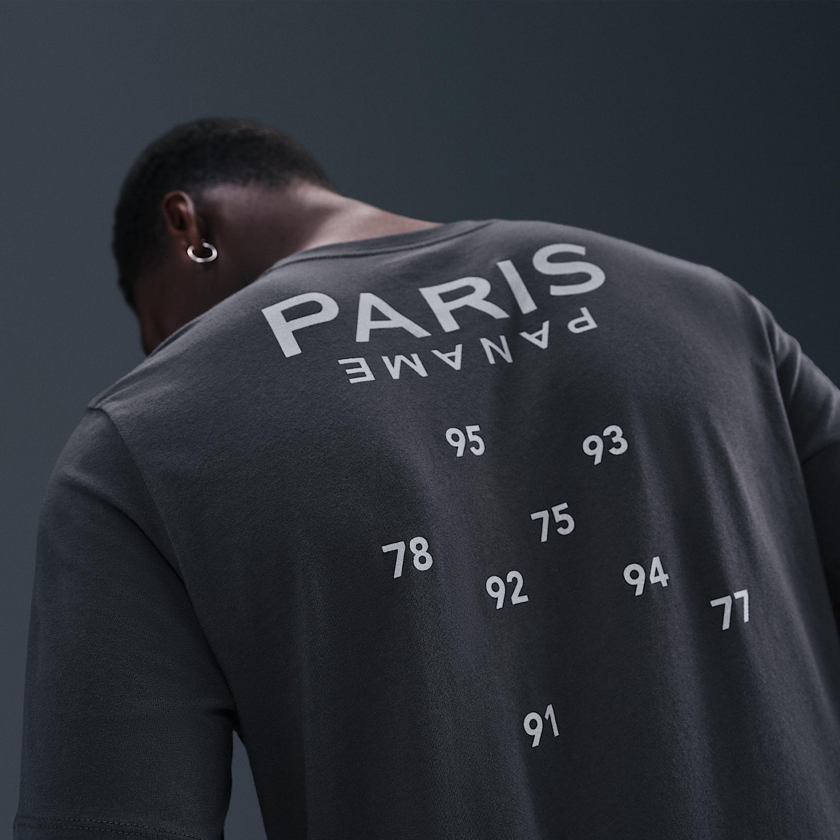 Paris Saint-Germain Men's Nike Soccer T-Shirt Product Image