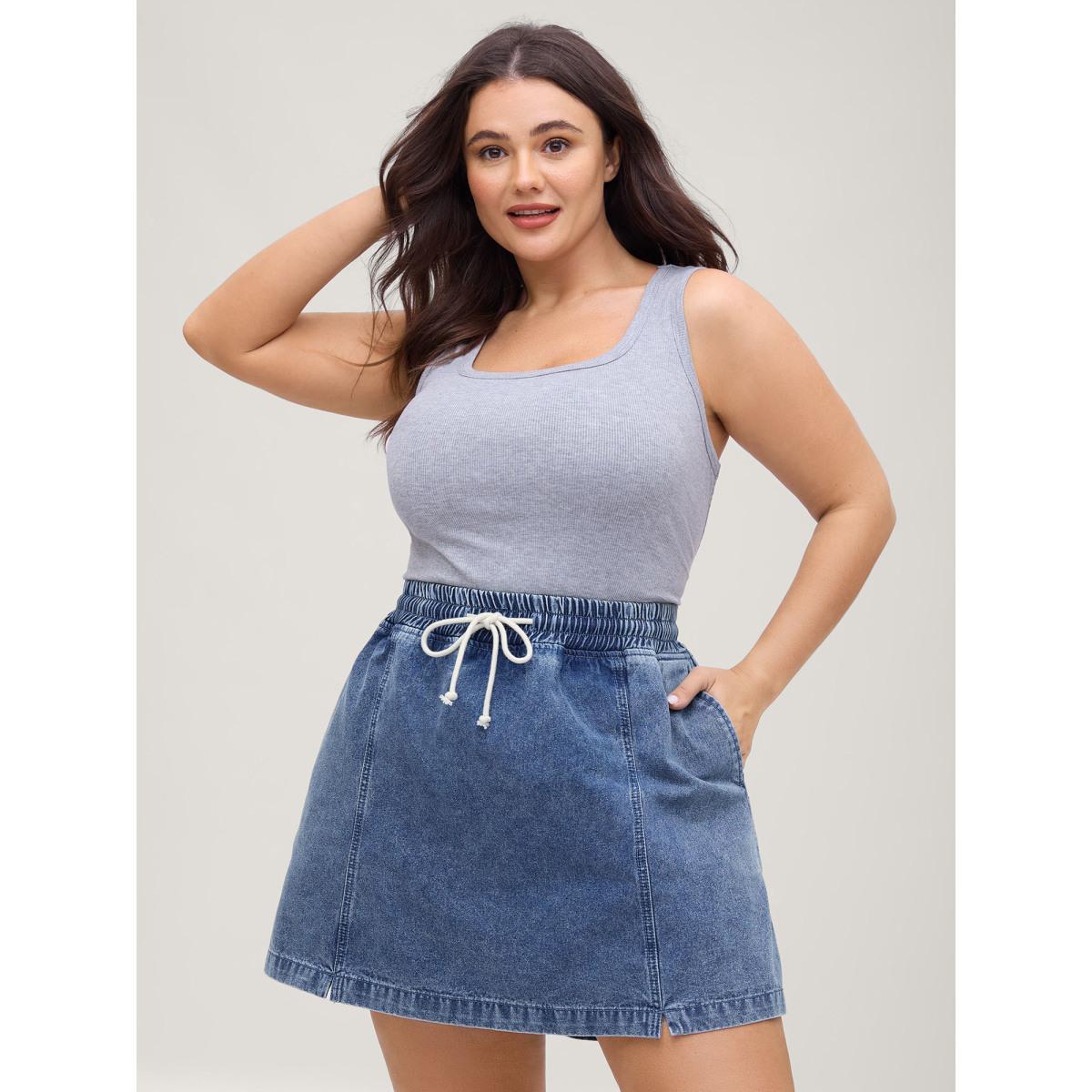 Plus Size Pull-On Drawstring Denim Skort Women Midblue No stretch Everyday-Casual Slanted pocket Denim Shorts BloomChic 28/5X Product Image