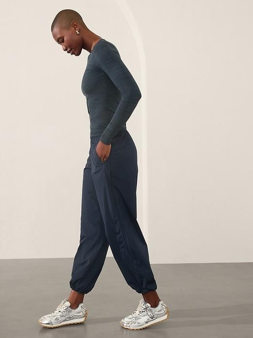 Renew Seamless Crewneck Top Product Image