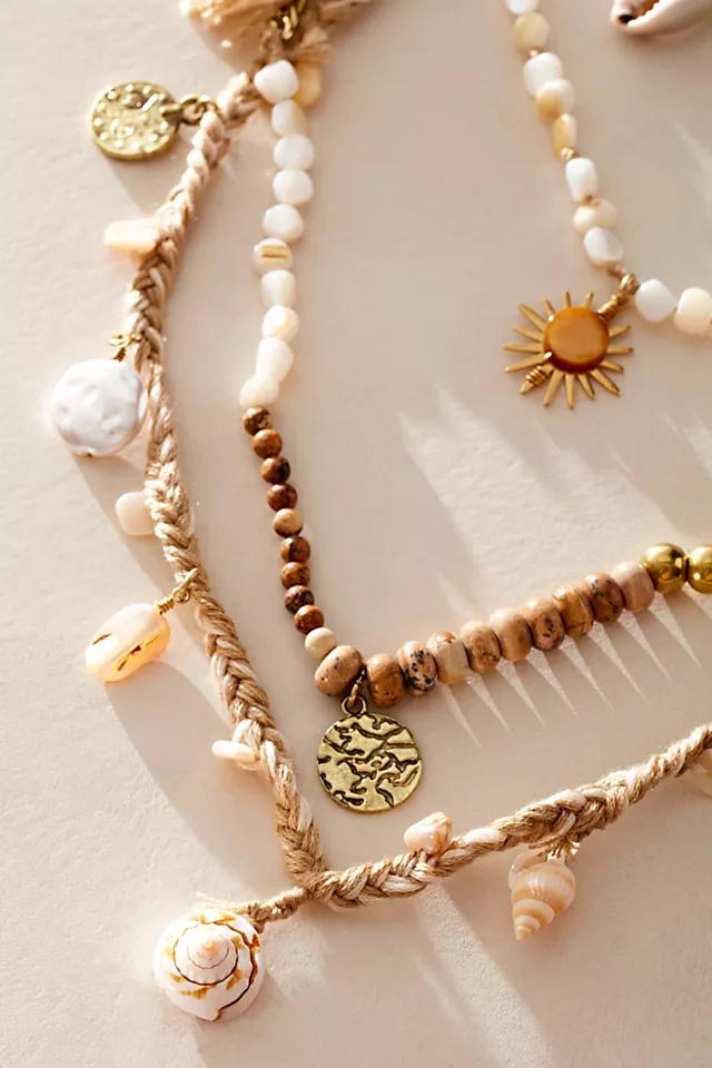River Layer Necklace Product Image