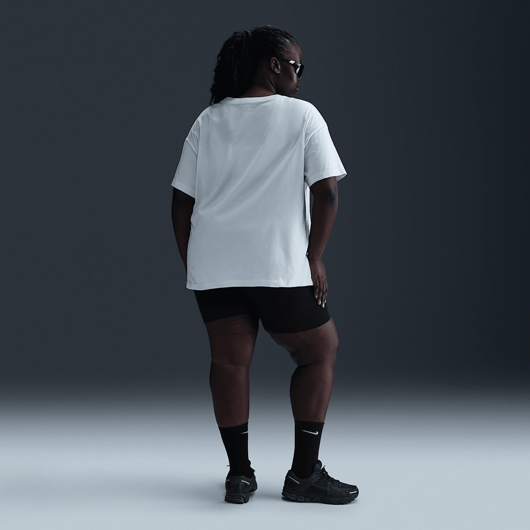 Nike Sportswear Essential Women's T-Shirt (Plus Size) Product Image