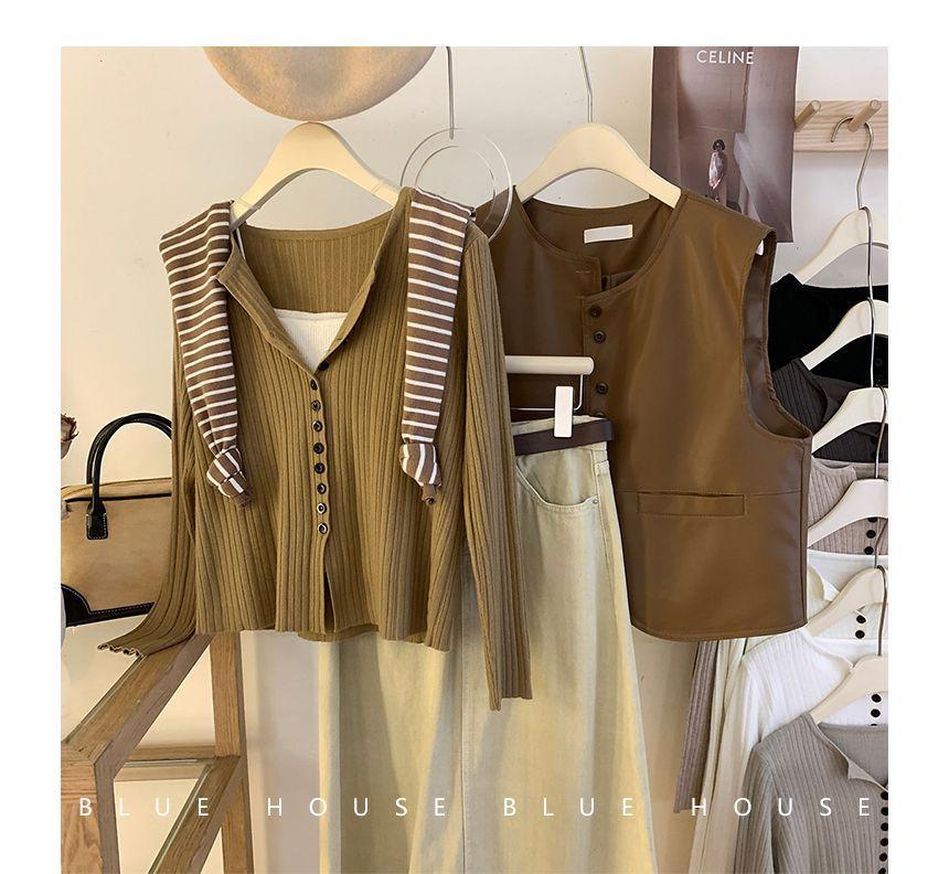 Long-Sleeve Plain Rib-Knit Top Product Image