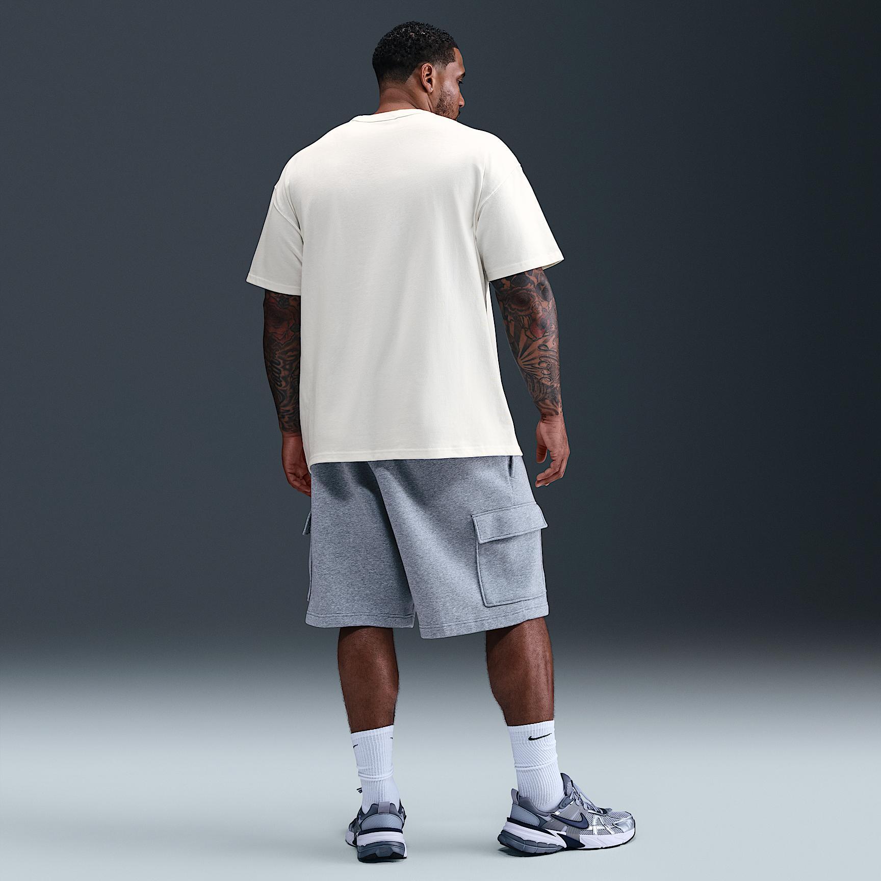 Men's Nike Sportswear Premium Essentials T-shirt Product Image