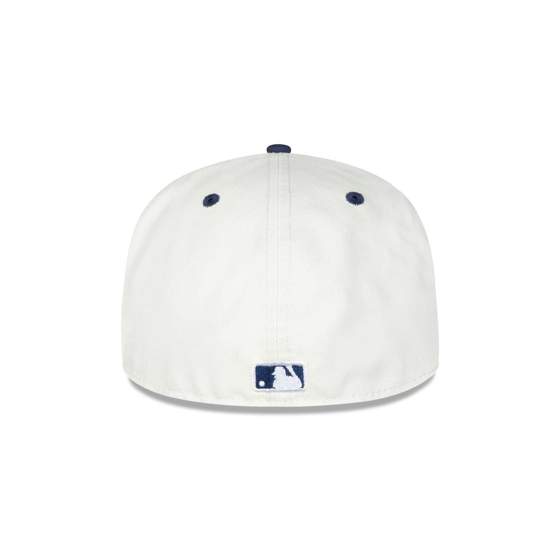 Milwaukee Brewers Mascot Pin 59FIFTY Fitted Hat Male Product Image
