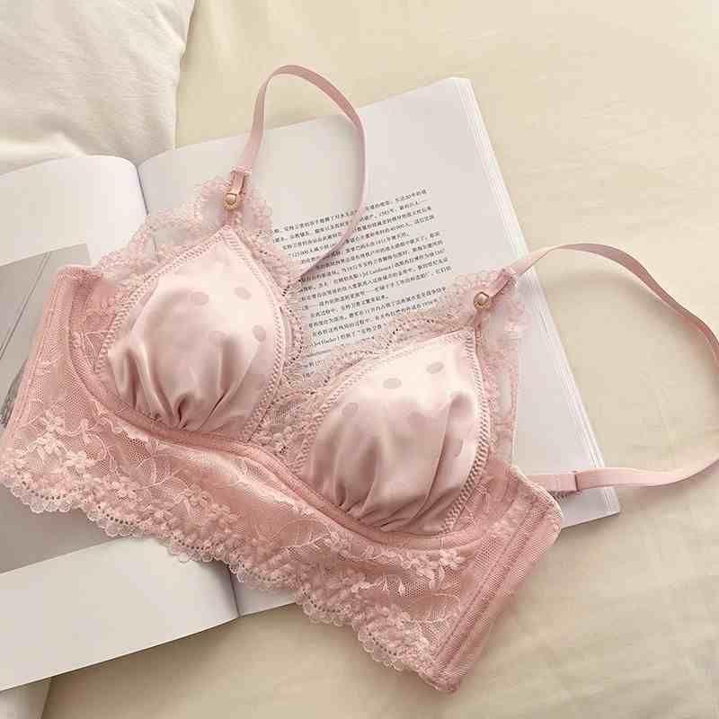 Lace Trim Bra Product Image