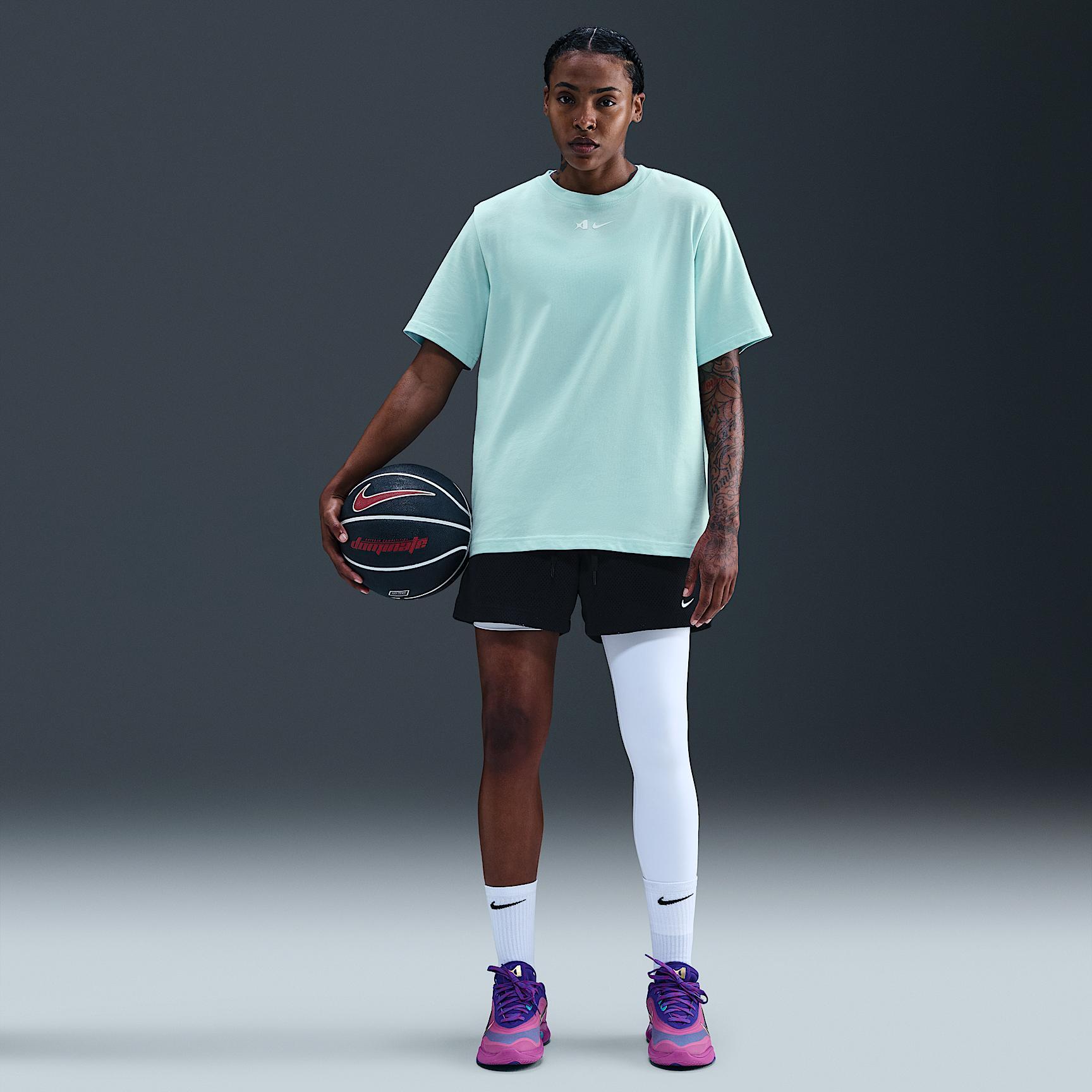 Nike Women's A'ja Wilson Loose Short-Sleeve T-Shirt Product Image
