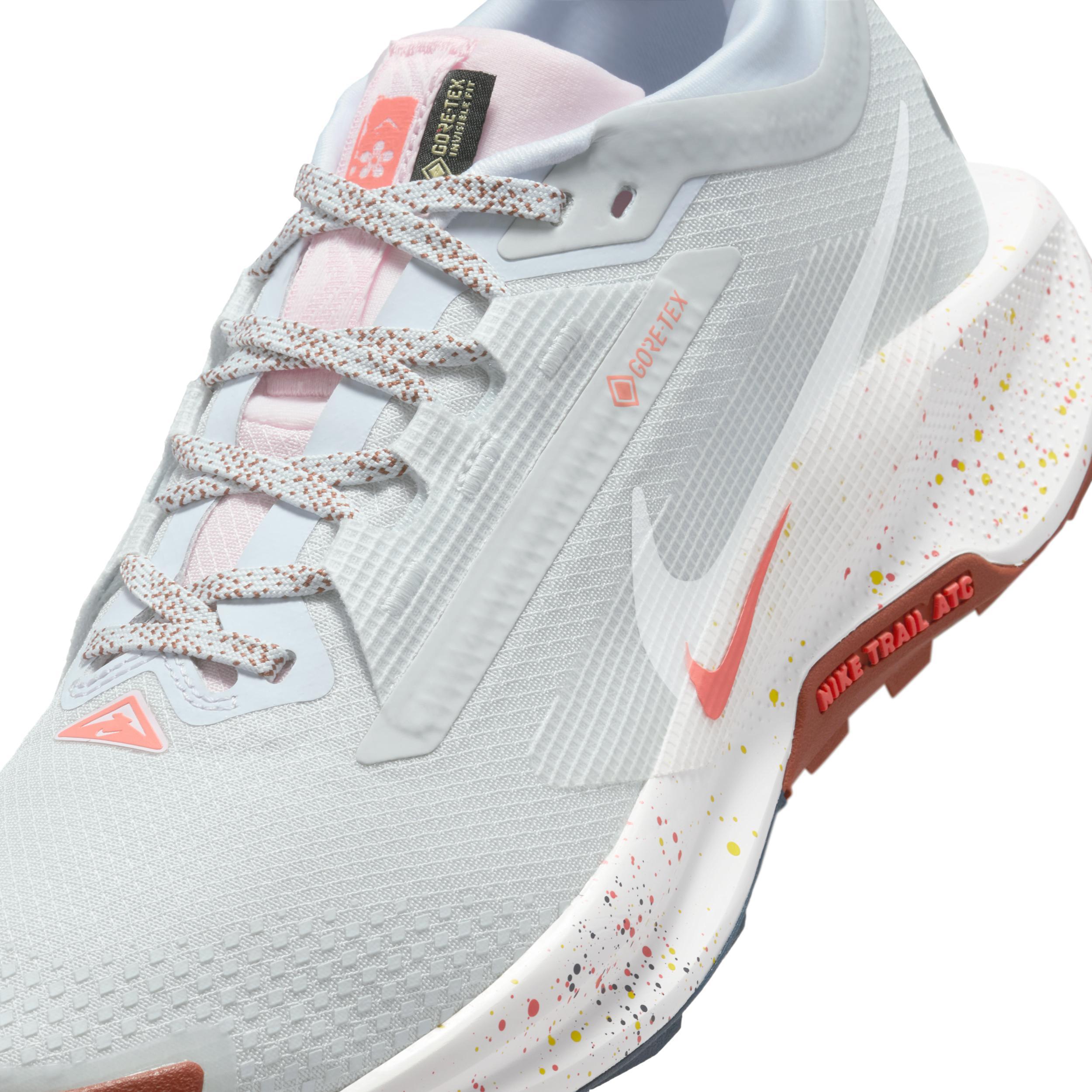 Nike Women's Pegasus Trail 5 GORE-TEX Waterproof Trail Running Shoes Product Image
