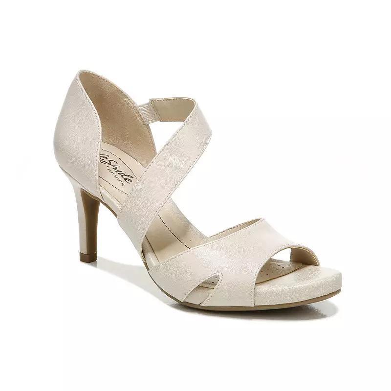 LifeStride Mega Womens Pumps Brown Product Image