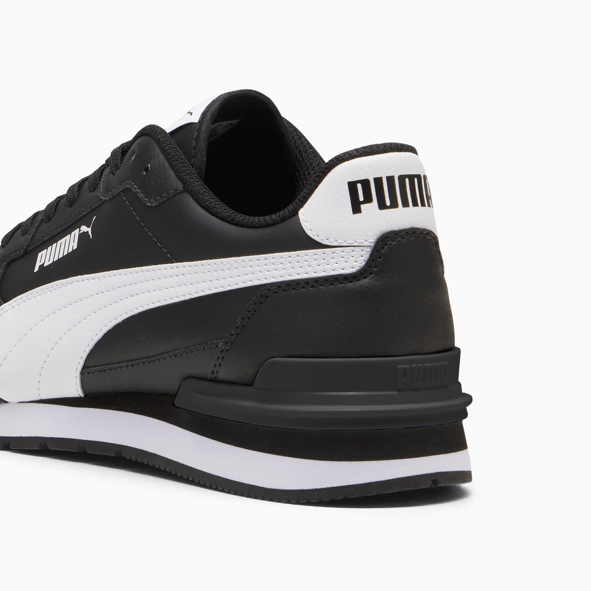 ST Runner v4 Leather Men's Sneakers Product Image