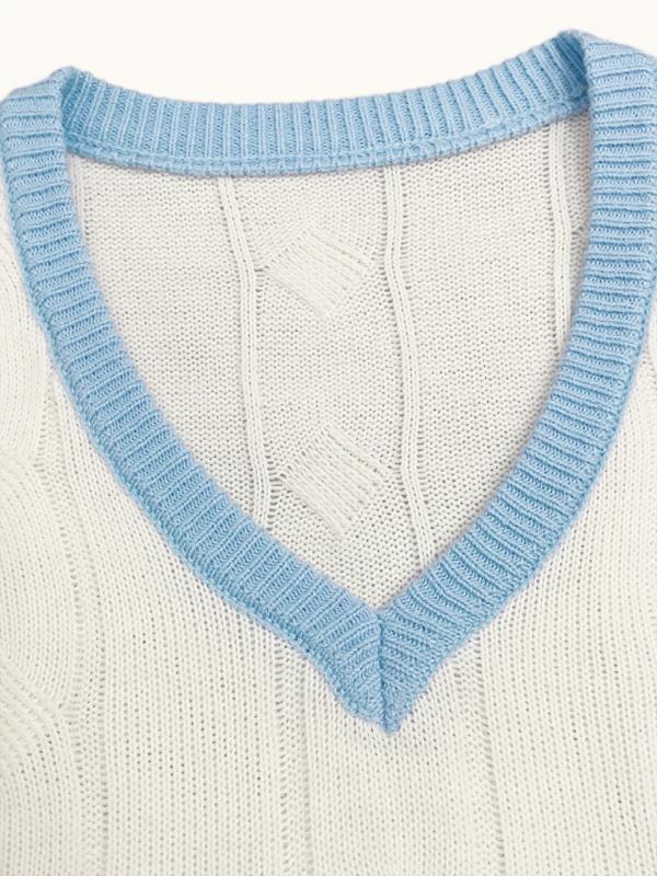 Contrast Color V Neck Knit & High Rise Mini Skirt Set Product Image