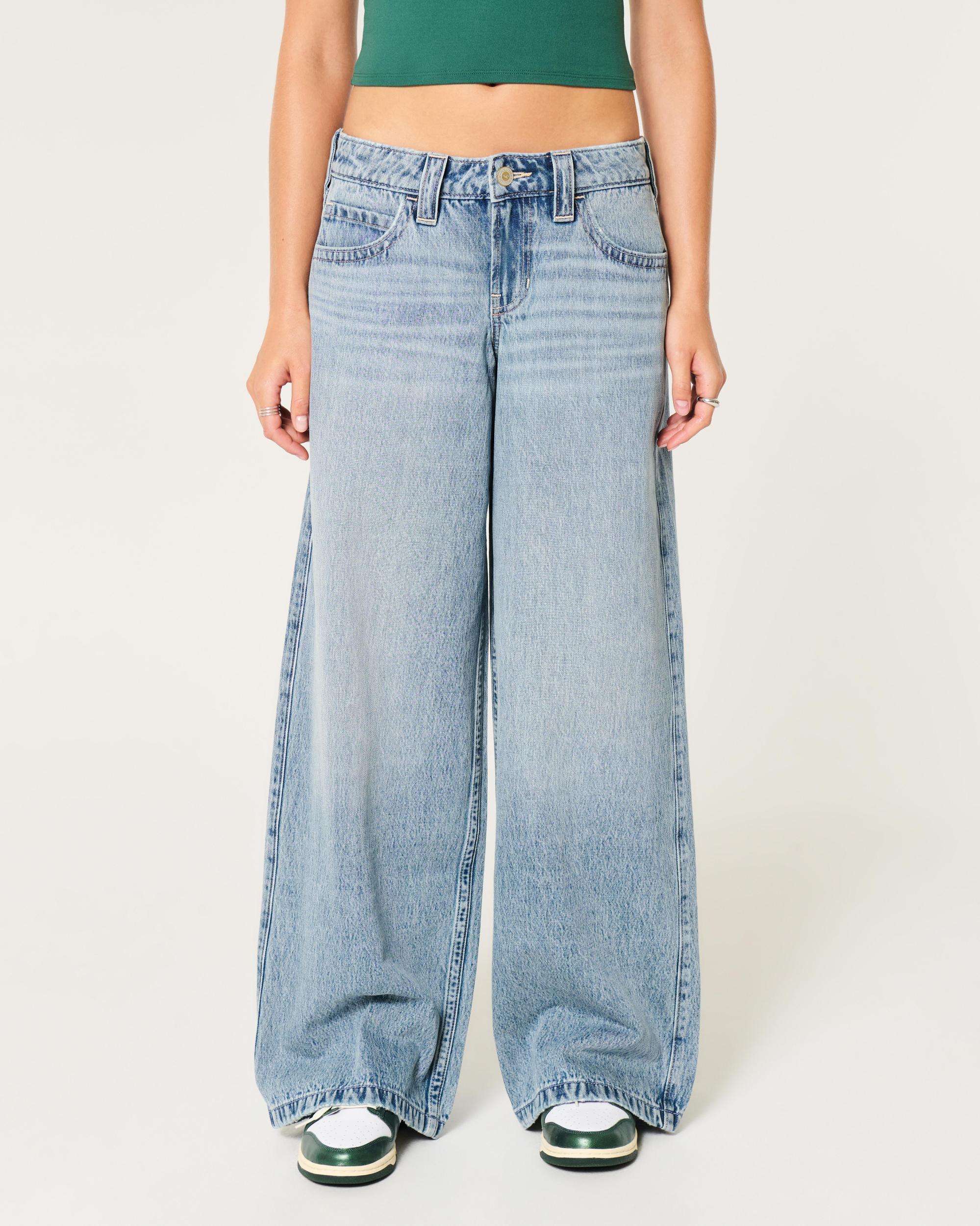Low-Rise Medium Wash Super Baggy Jeans Product Image