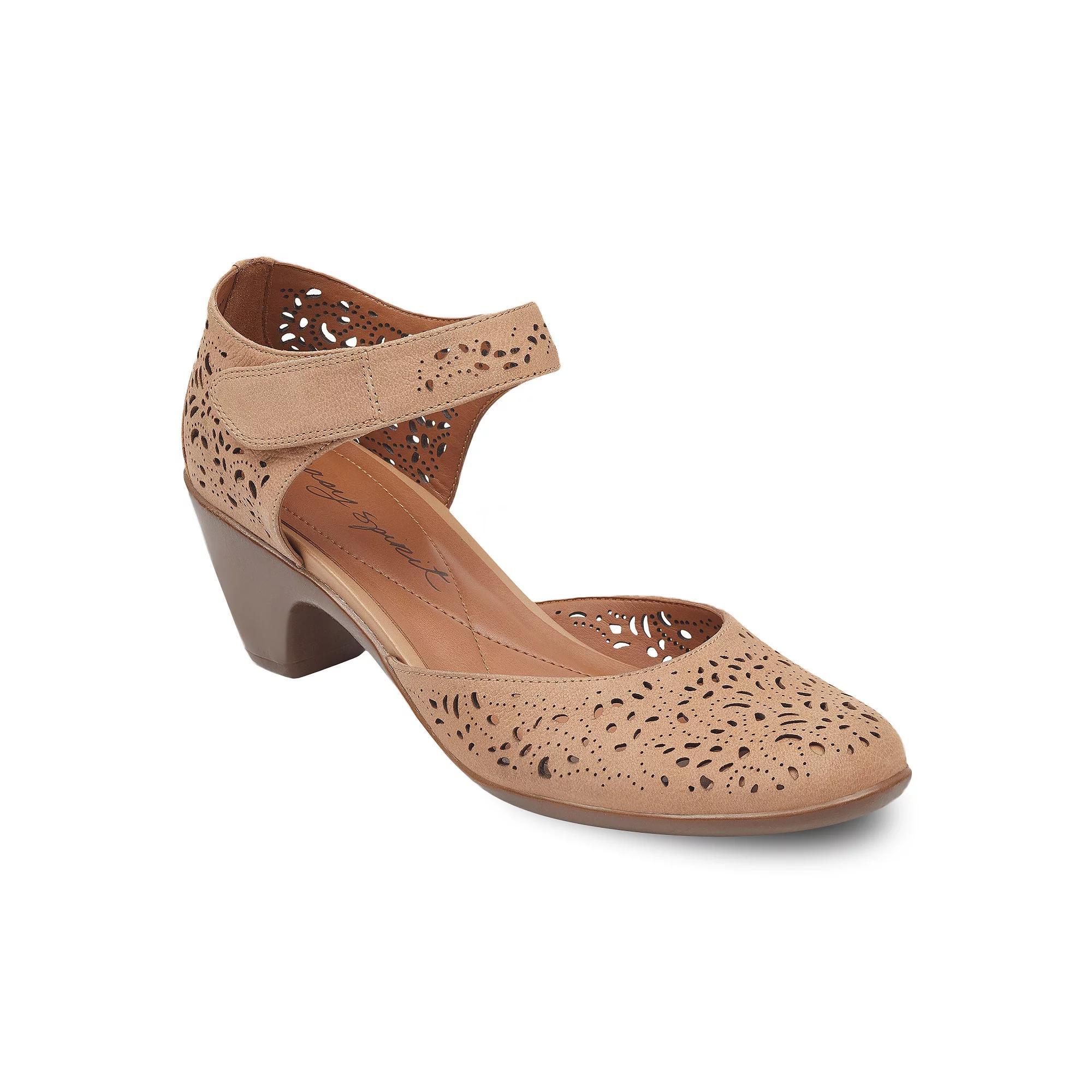 Easy Spirit Cindie Women's Perforated Leather Pumps, Size: 6.5, Natural Product Image