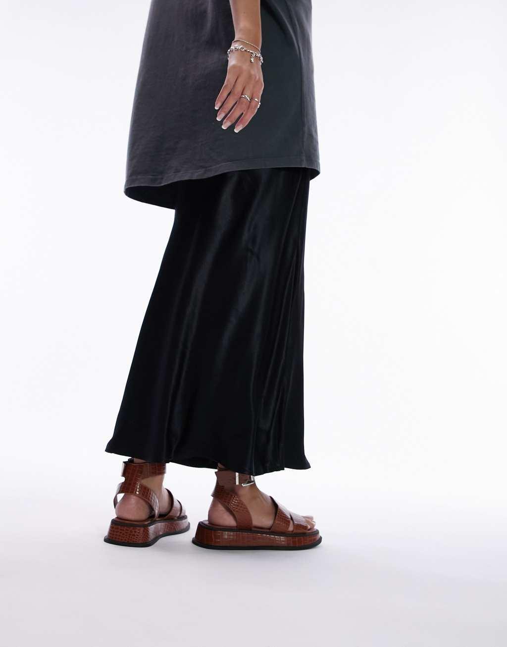 Topshop Wide Fit Grace sandal with buckle detail Product Image