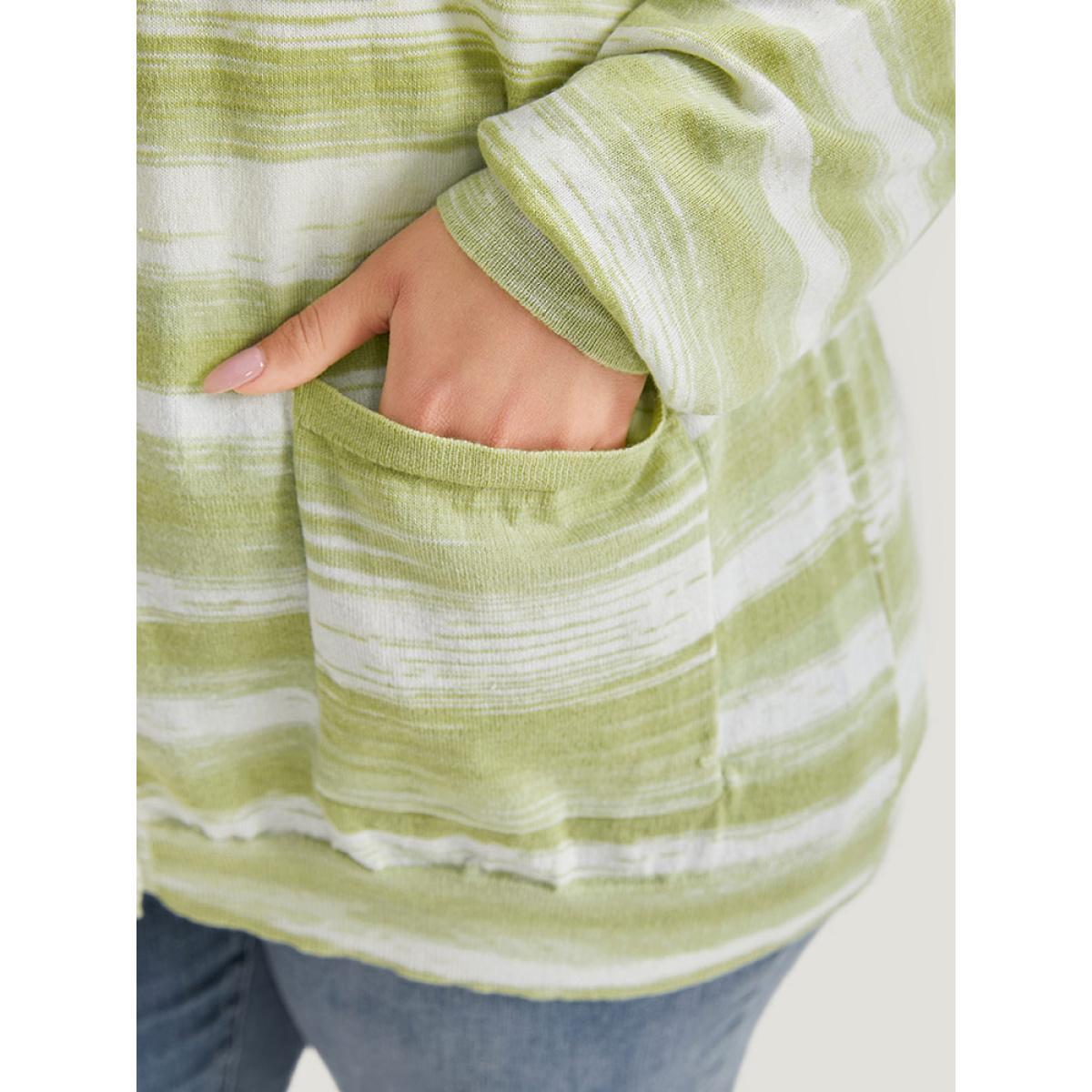 Plus Size Ombre Button Up Patched Pocket Cardigan LightGreen Women Casual Loose Long Sleeve Dailywear Cardigans BloomChic 18-20/2X Product Image