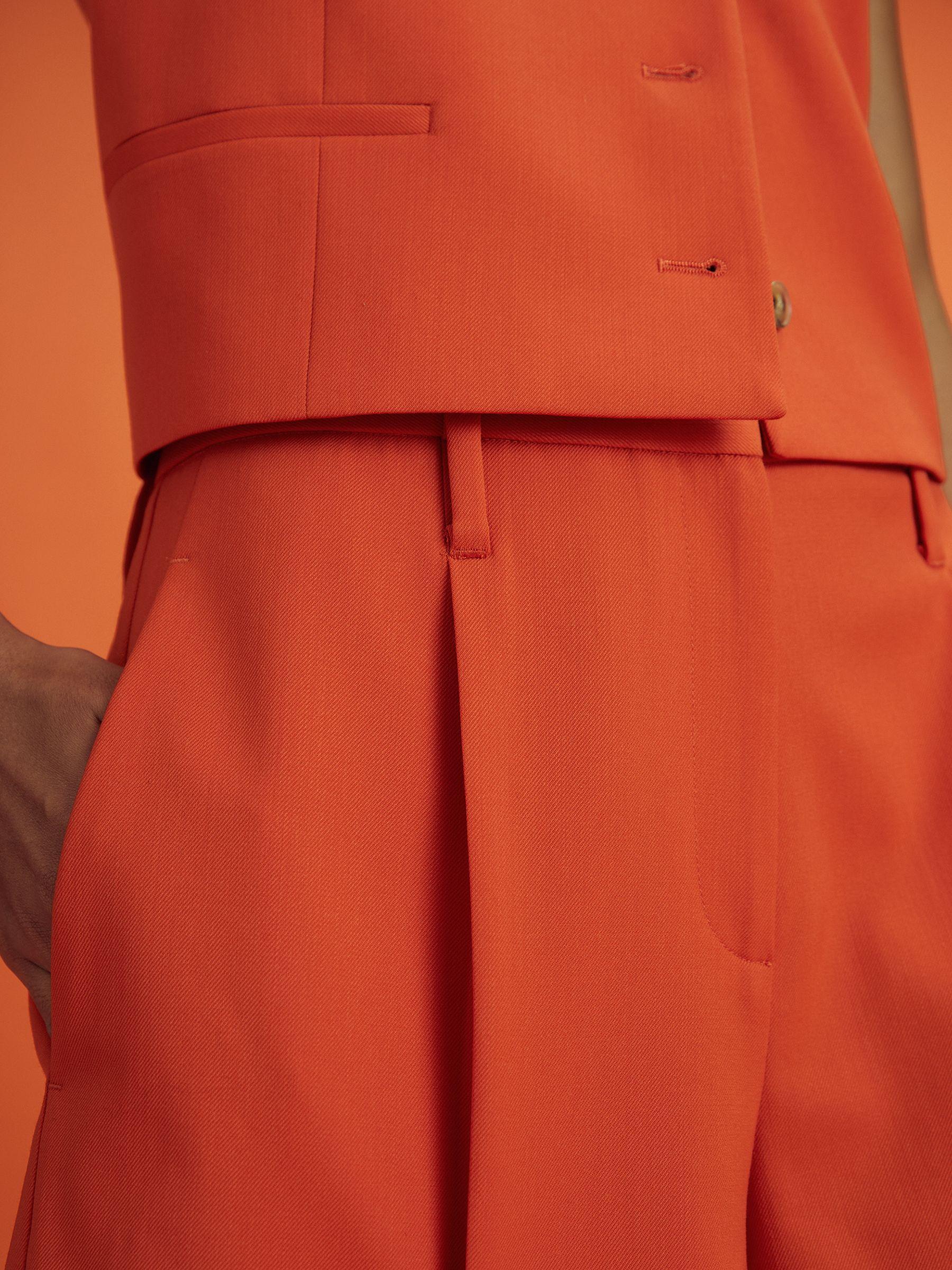 McLaren F1 Wool Blend Pleated Shorts in Papaya Product Image