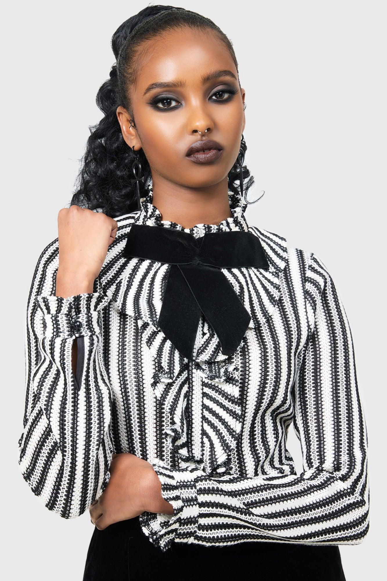 Tenebrielle Blouse Female Product Image