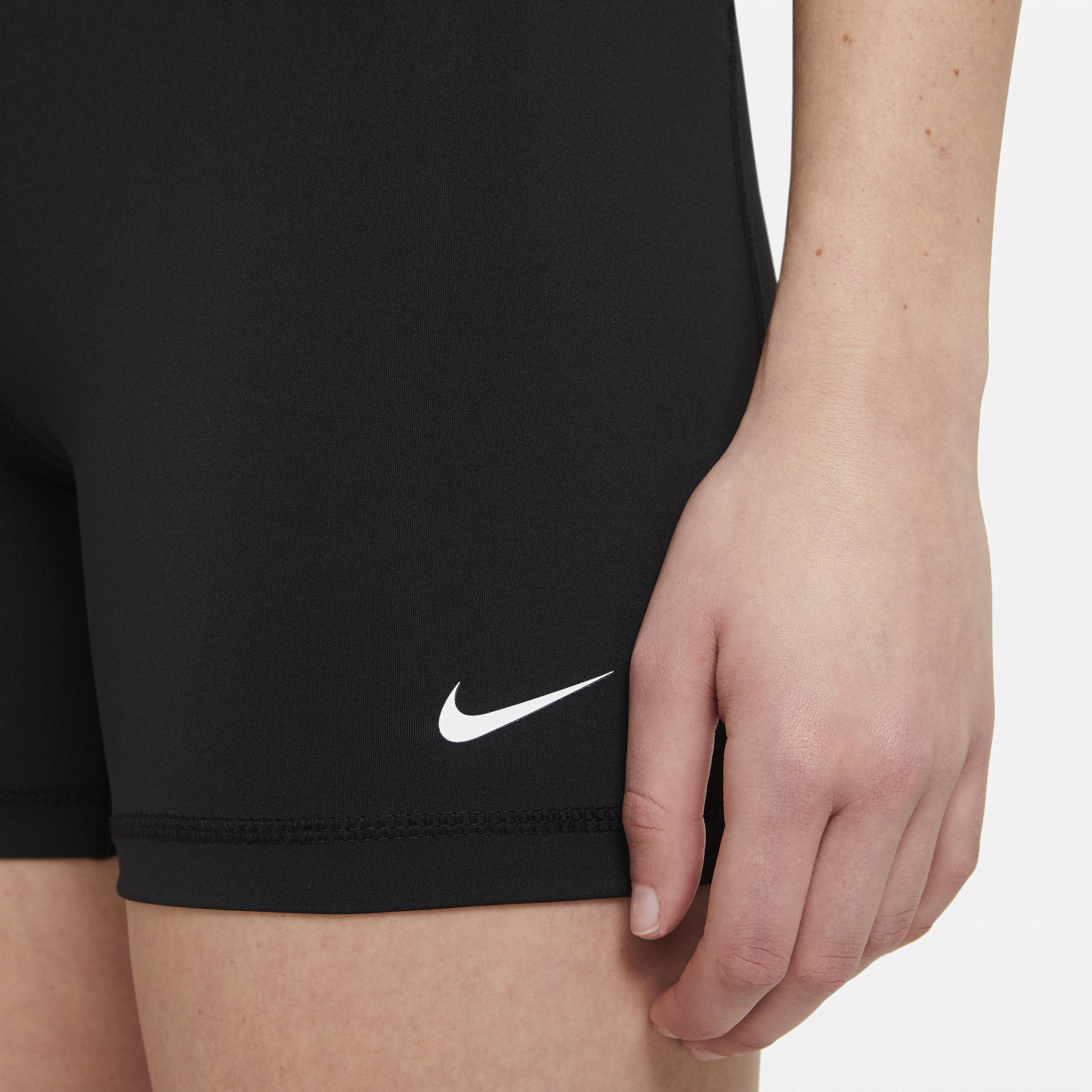 Women's Nike Pro 365 5" Shorts Product Image