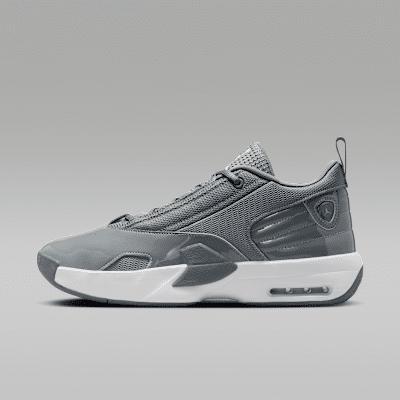 Jordan Mens Max Aura 6 Basketball Shoes Product Image