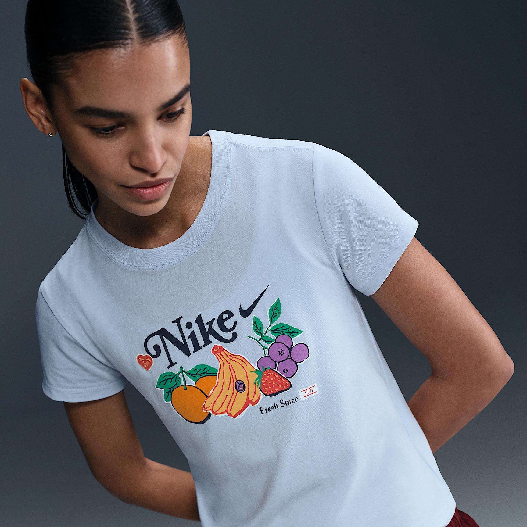Women's Nike Sportswear Chill Knit Slim Cropped T-Shirt Product Image
