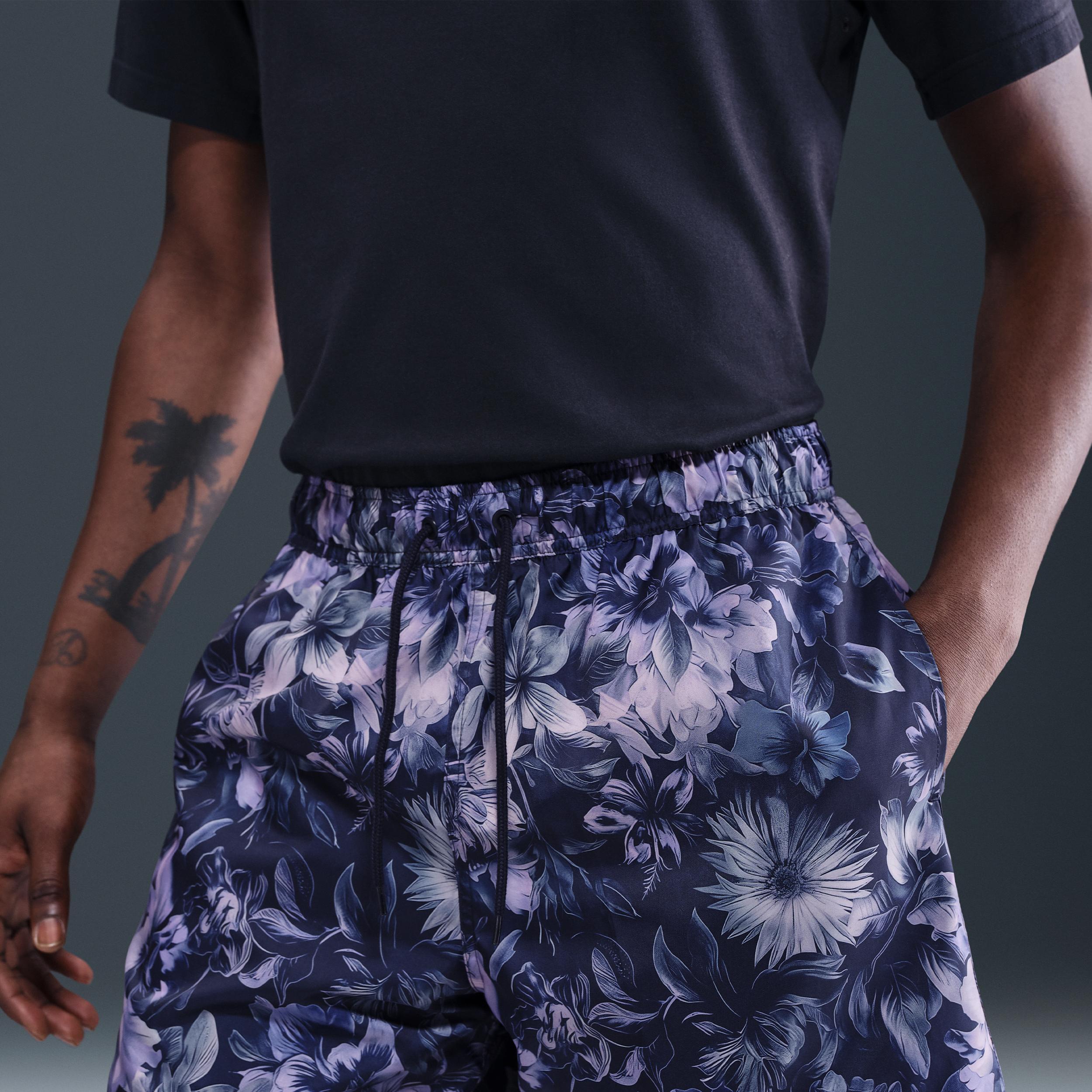 Nike Men's Club Flow Shorts Product Image