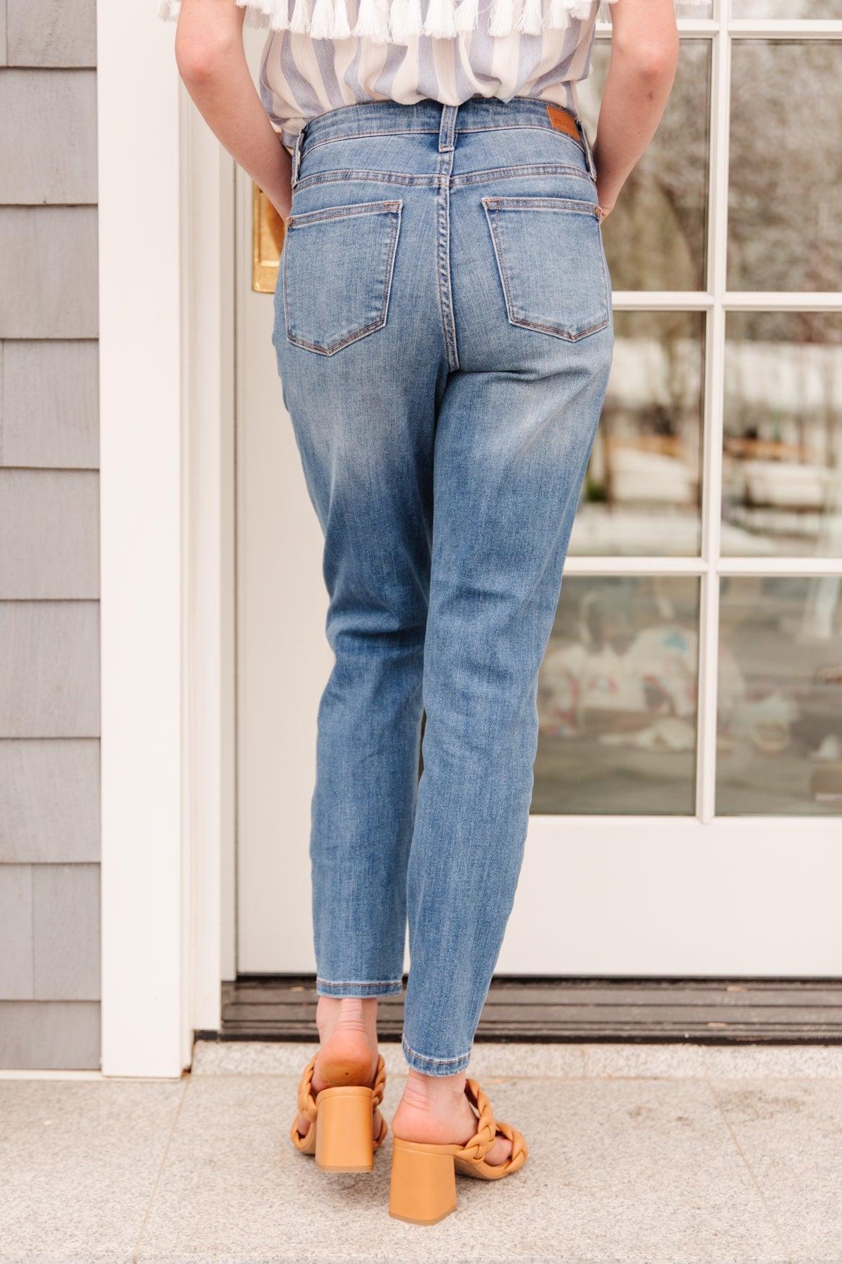 High Waist Slim Fit Jeans (Online Exclusive) Product Image