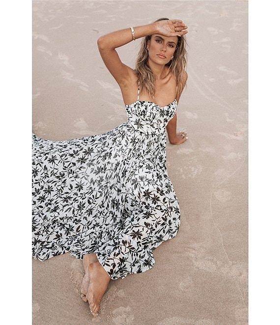 Petal & Pup Achanti Floral Print Sweetheart Neck Sleeveless Pleated Maxi Dress Product Image