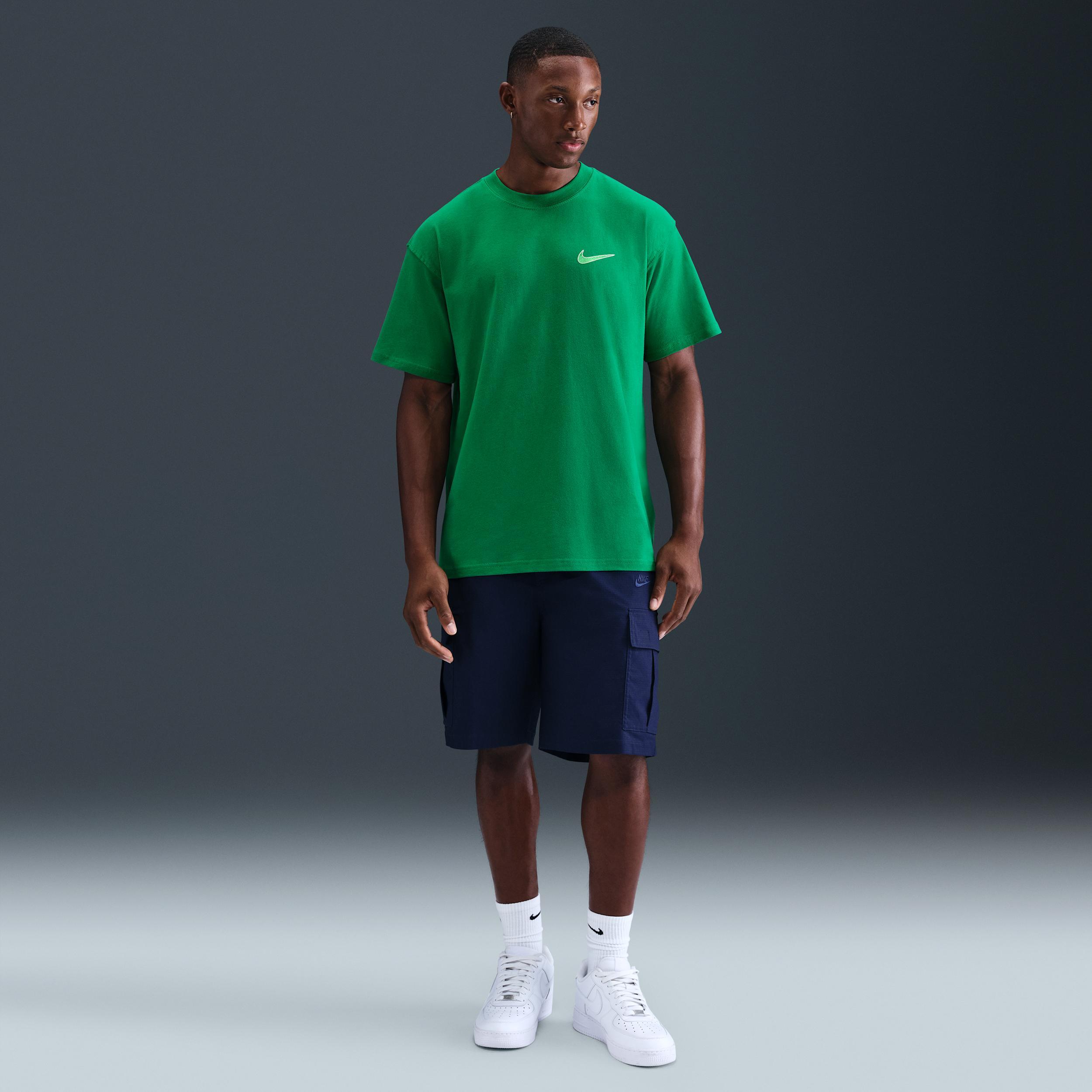 Nike Men's Max90 T-Shirt Product Image