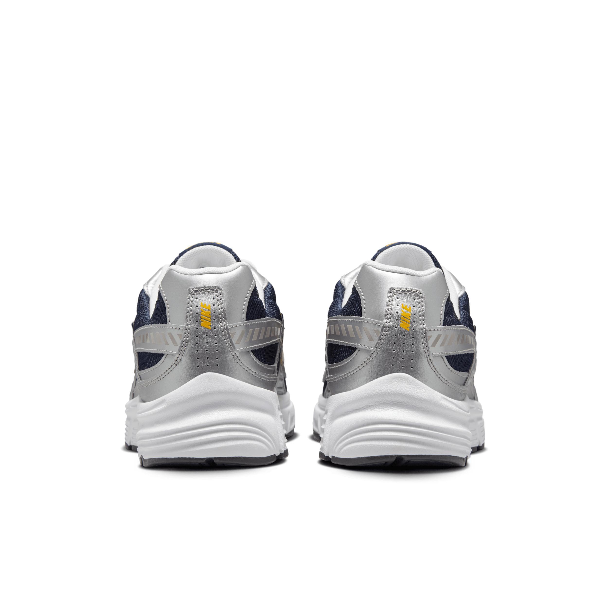 Nike Men's Initiator Shoes Product Image