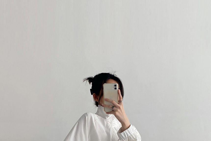 Set: Long-Sleeve Plain Jacket + Sports Shorts Product Image