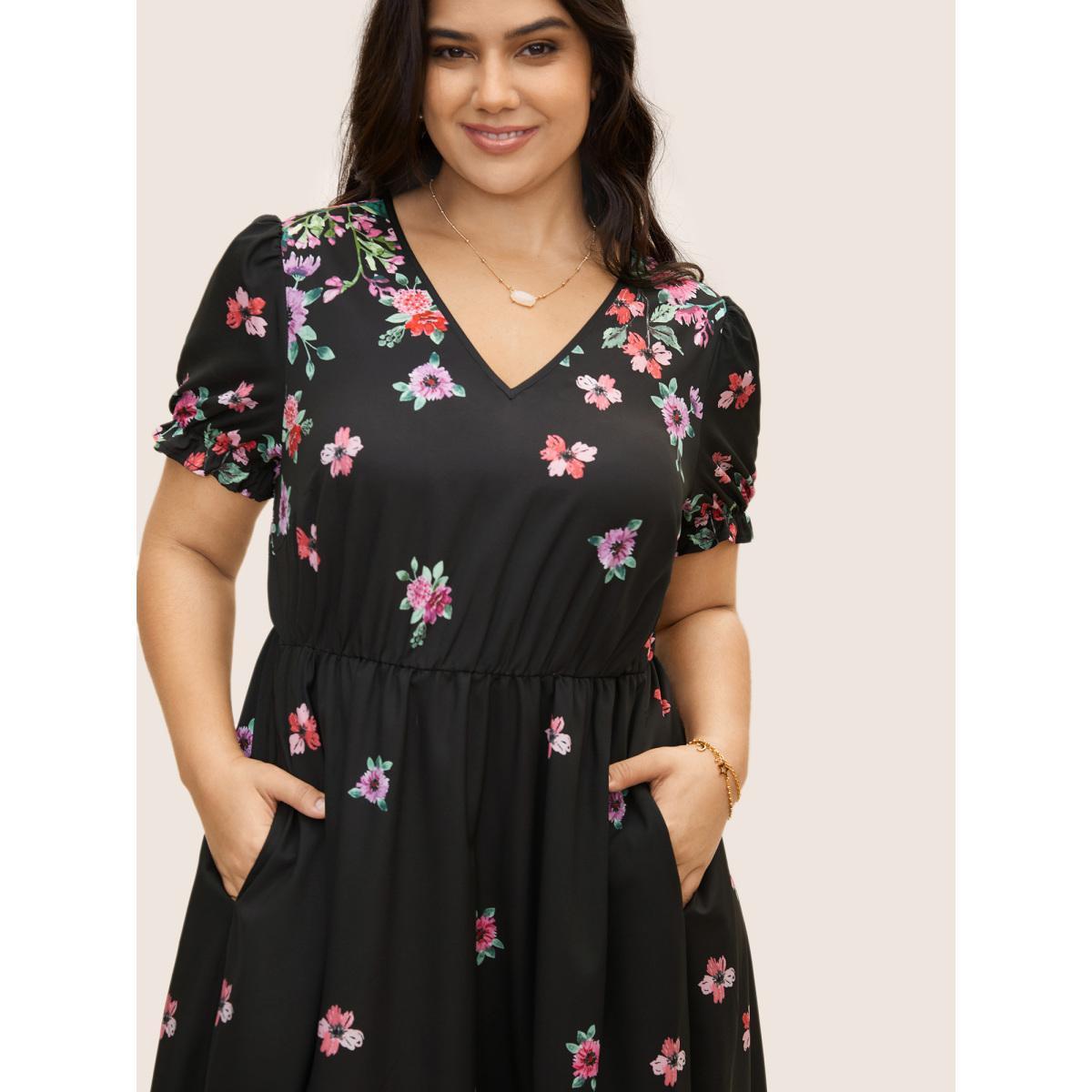 Plus Size Boho Print V Neck Elastic Waist Dress Black Women Elegant Gathered V-neck Short sleeve Curvy BloomChic 26/4X Product Image