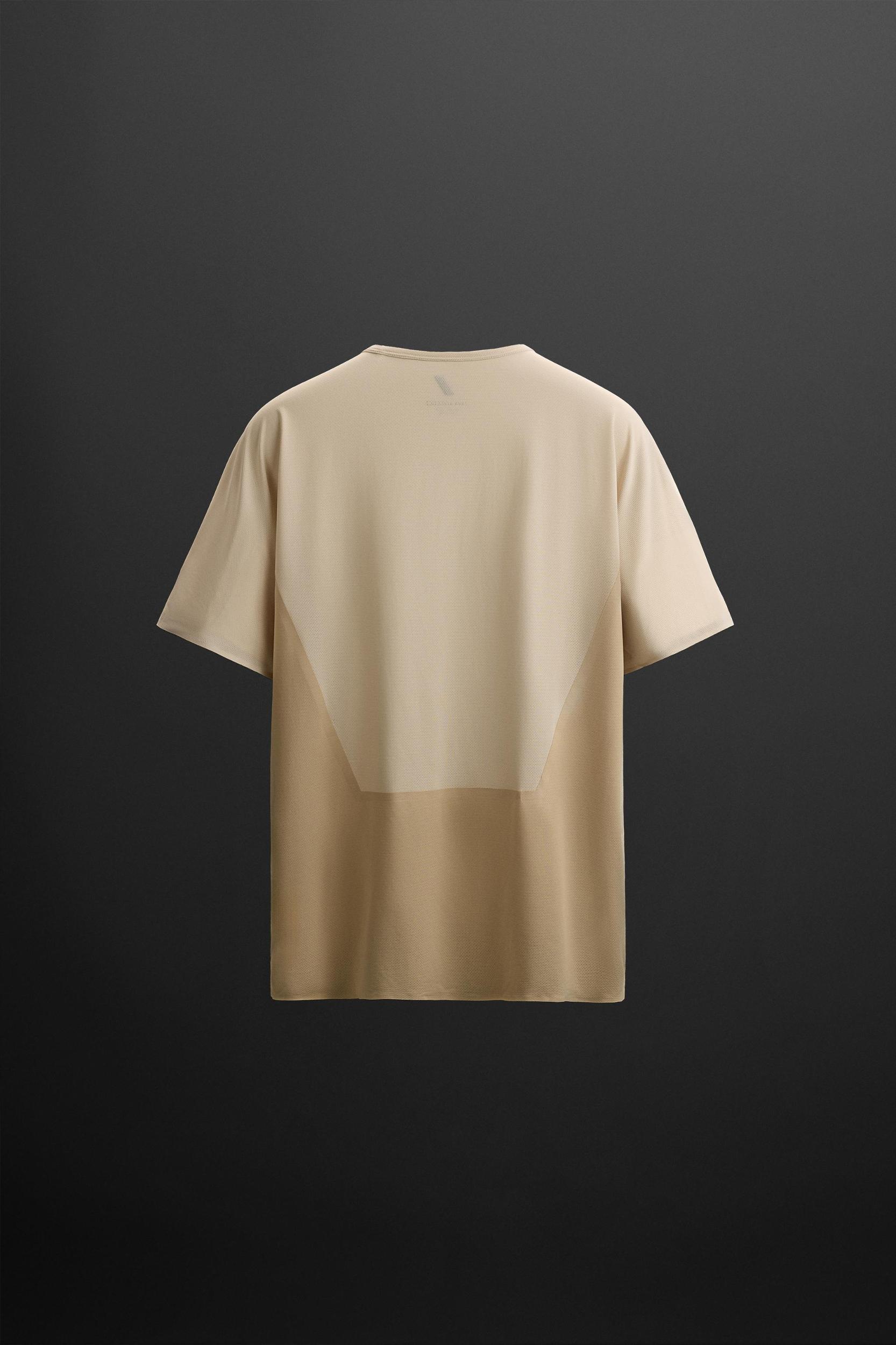 COLOR BLOCK TECHNICAL T-SHIRT Product Image