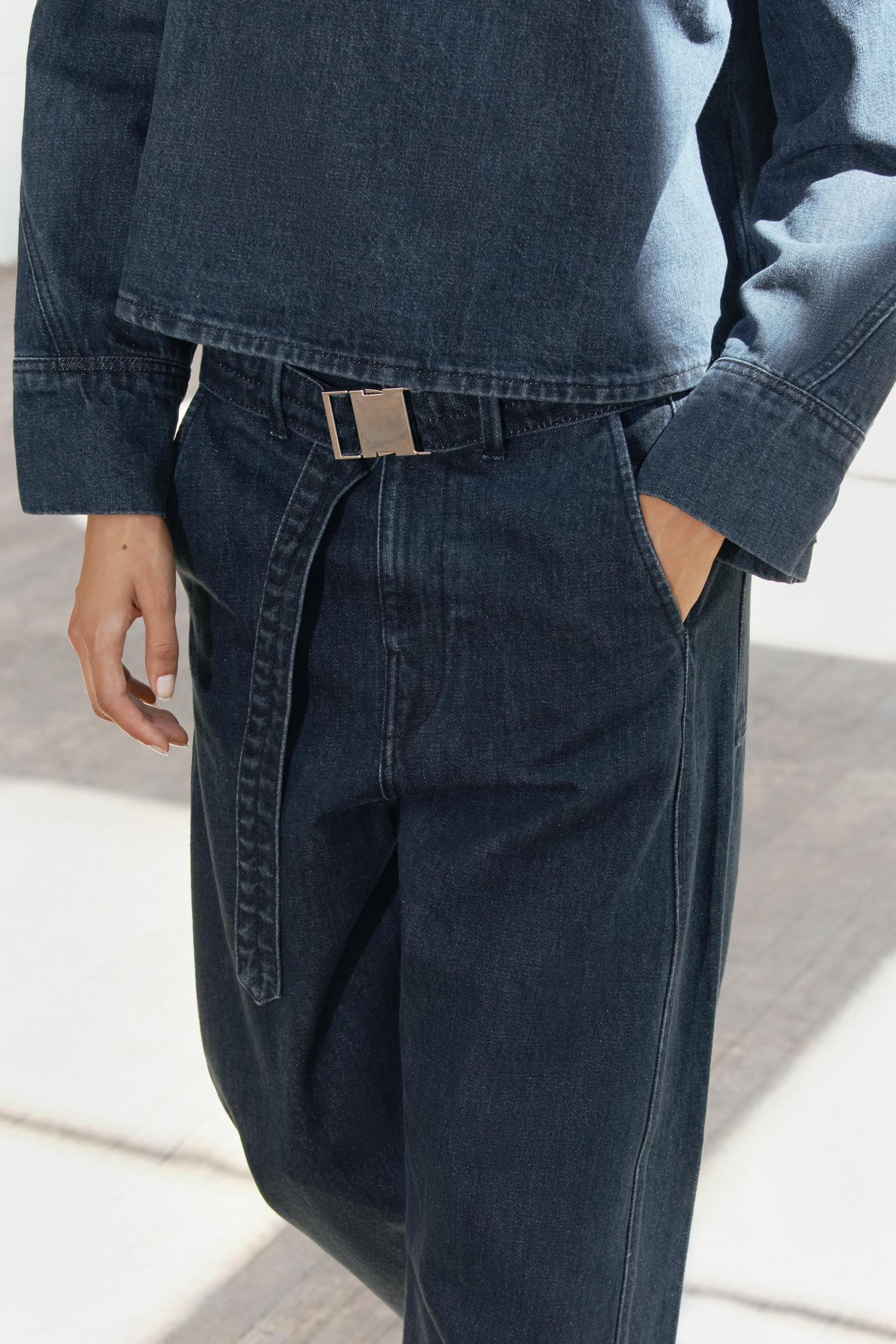 STRAIGHT CUT MID RISE JEANS ZW COLLECTION Product Image