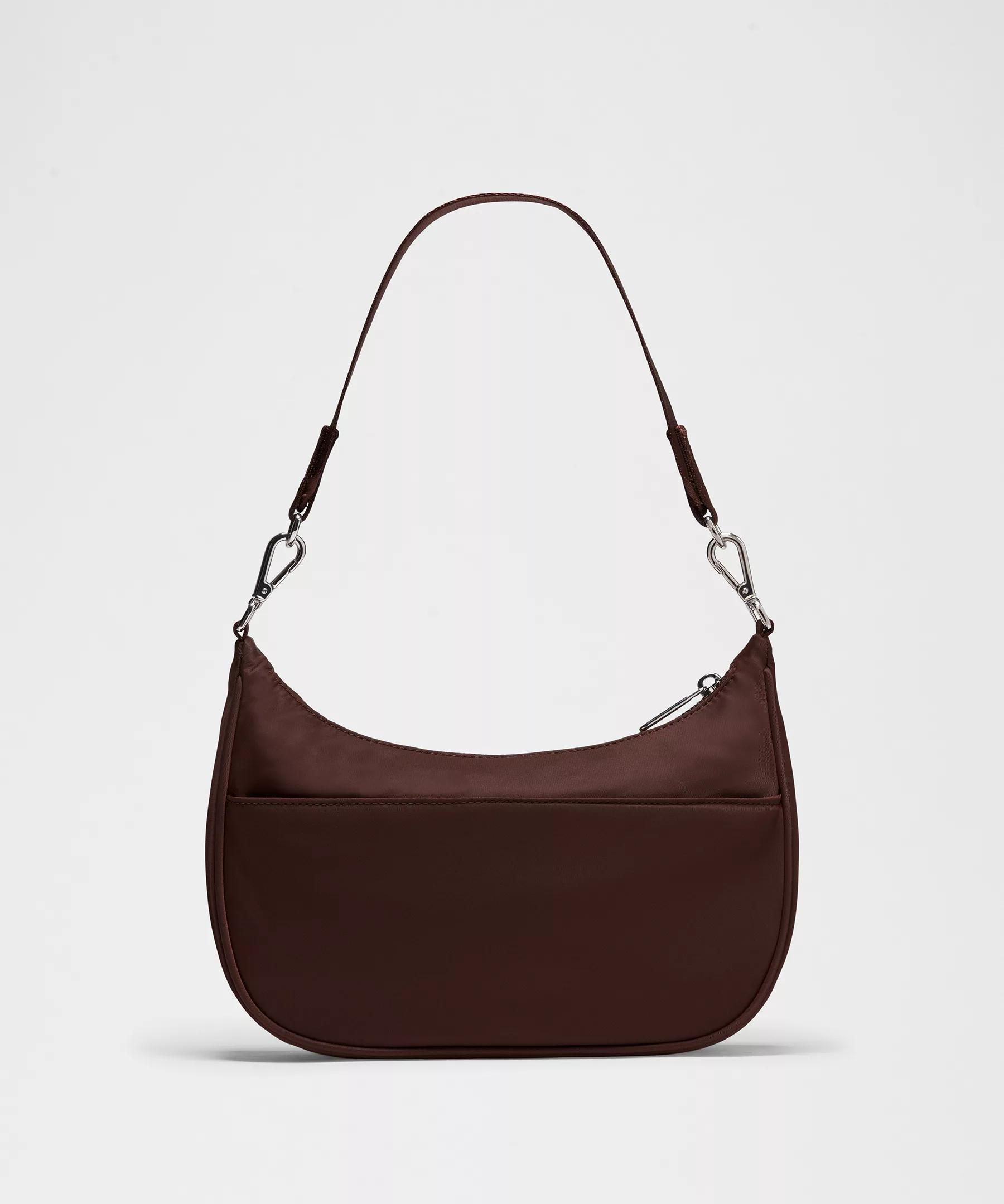 City Essentials Small Shoulder Bag Product Image
