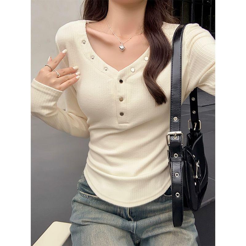 Long-Sleeve V-Neck Plain Ribbed T-Shirt Product Image