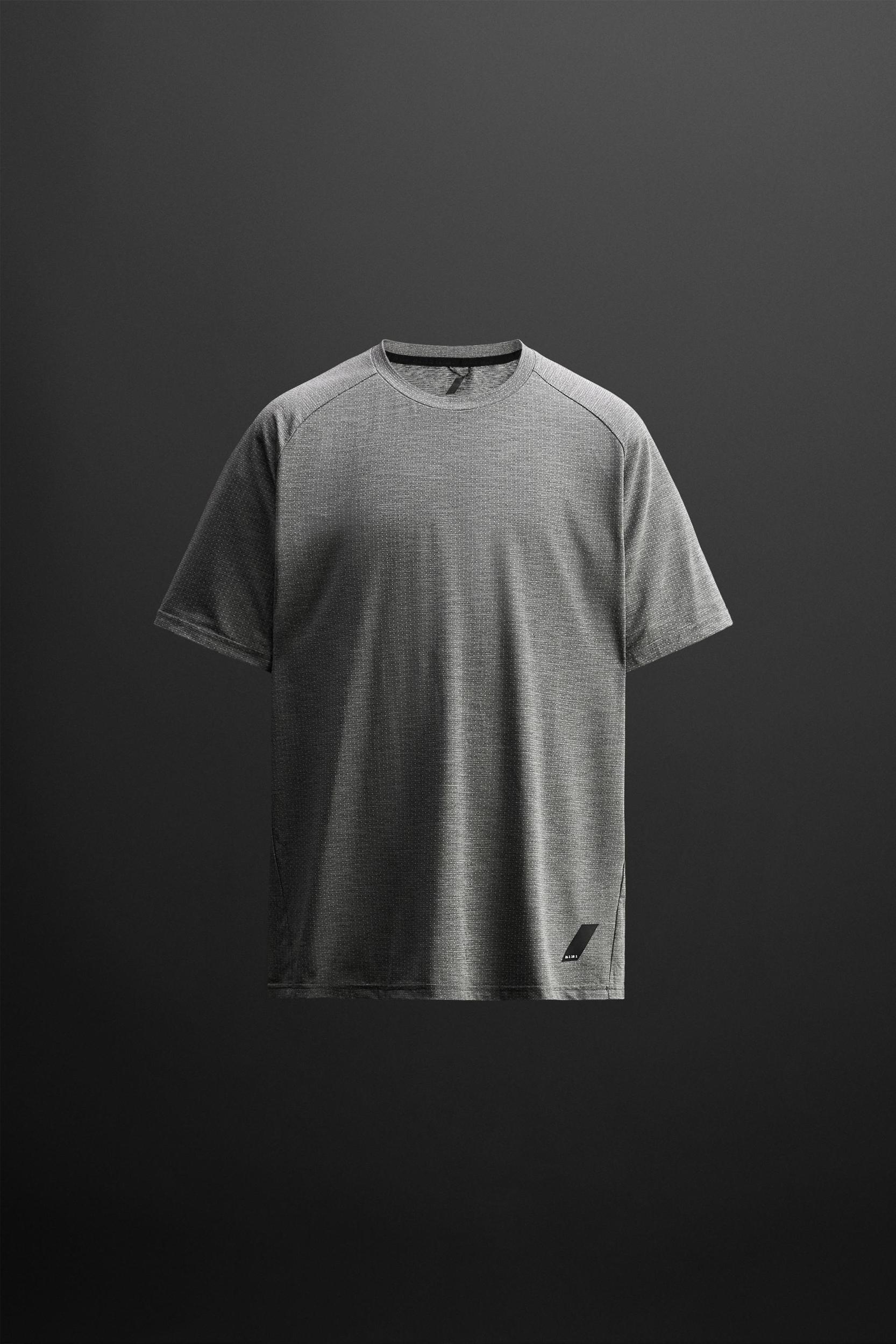 TEXTURED TRAINING SHIRT Product Image