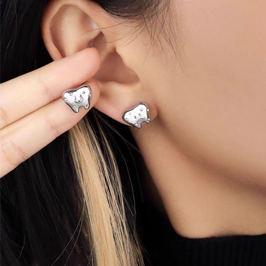 Teeth Stud Earring Product Image