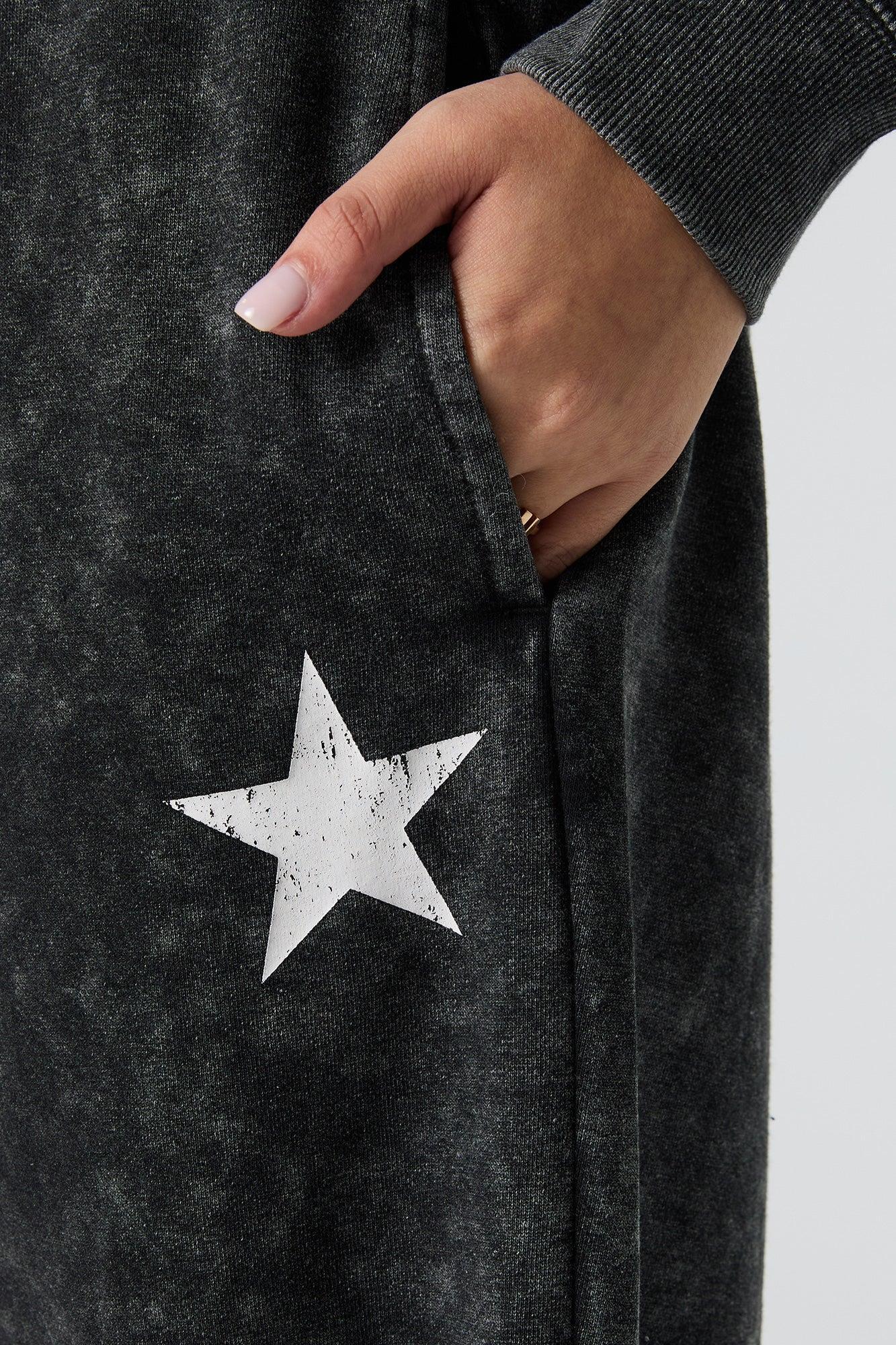 Graphic Washed Wide Leg Fleece Sweatpant Female Product Image