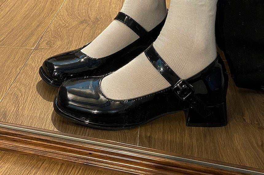 Mary Jane Shoes Product Image
