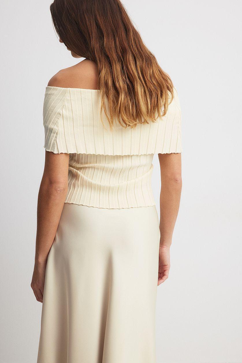 Offshoulder Knitted Top Product Image