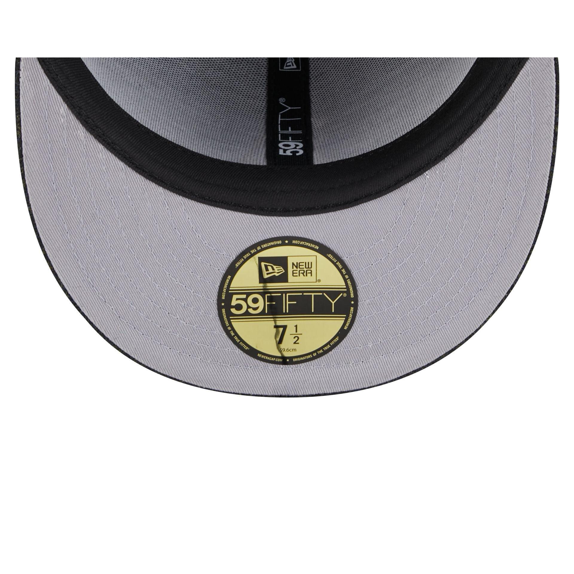 New York Yankees Black and White Basic 59FIFTY Fitted Hat Male Product Image