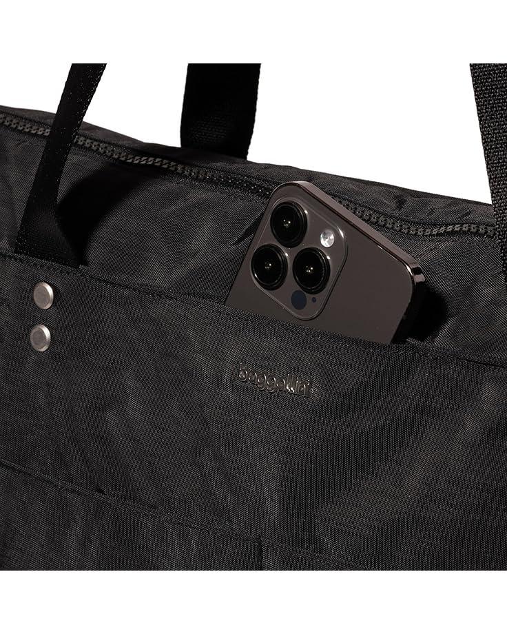 Modern Avenue Tote Product Image