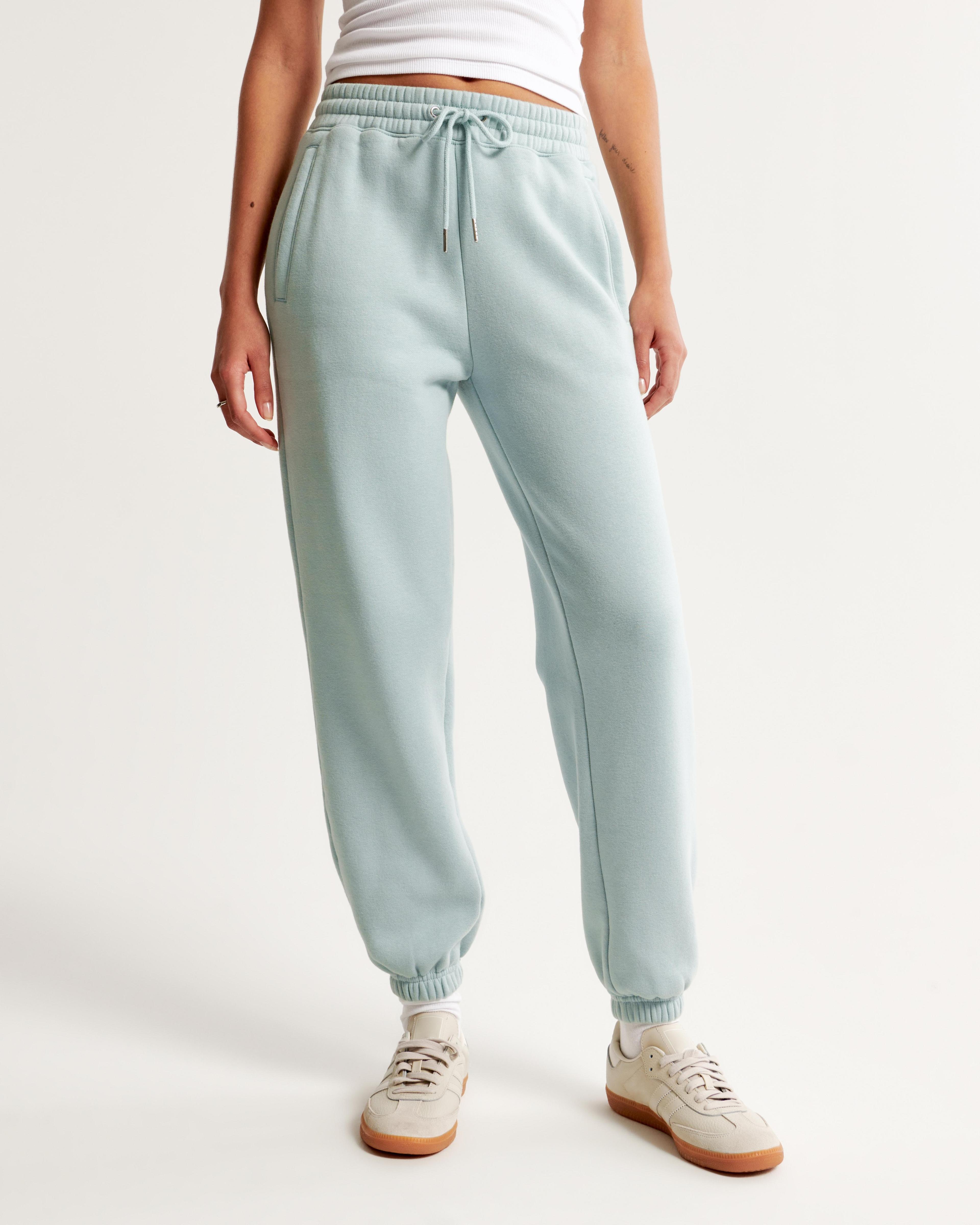 Essential Sunday Sweatpant Product Image